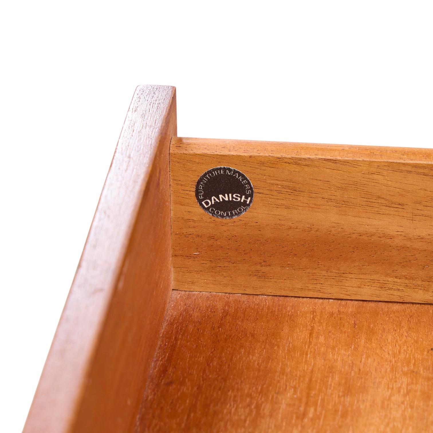 Kofod Larsen for Faarup Møbelfabrik Model 66 Mid Century Danish Teak Credenza For Sale 8