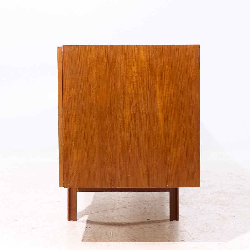 Credenza in teak danese di Kofod Larsen per Faarup Mobelfabrik In condizioni buone in vendita a Countryside, IL