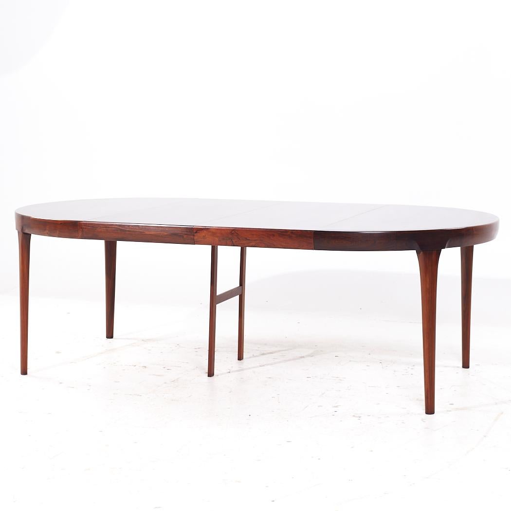 Kofod Larsen for Faarup Mobelfabrik MCM Danish Rosewood Expanding Dining Table 7