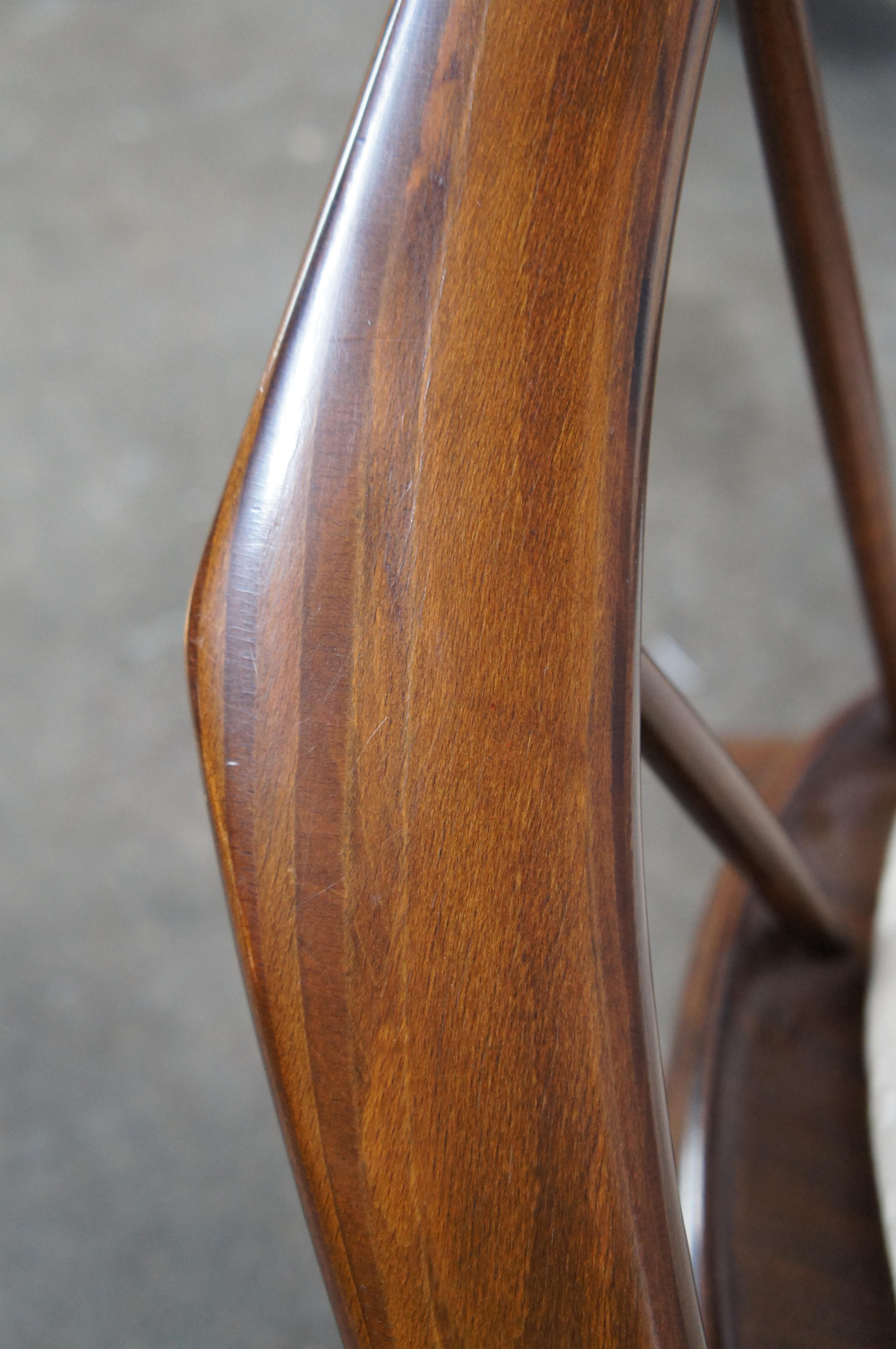 Kofod Larsen für Selig Mid Century Danish Modern Nussbaum Hoop Peacock Chair MCM im Angebot 7