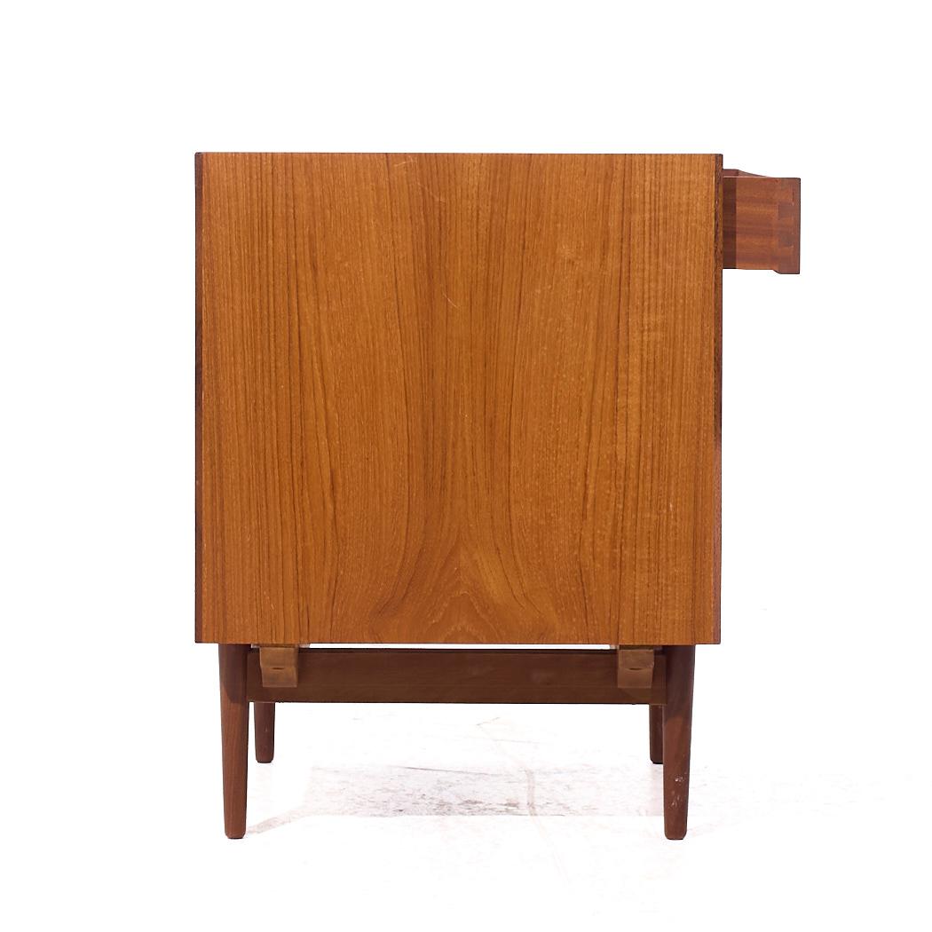 Kofod Larsen for Selig Mid Century Danish Teak Nightstands - Pair For Sale 2