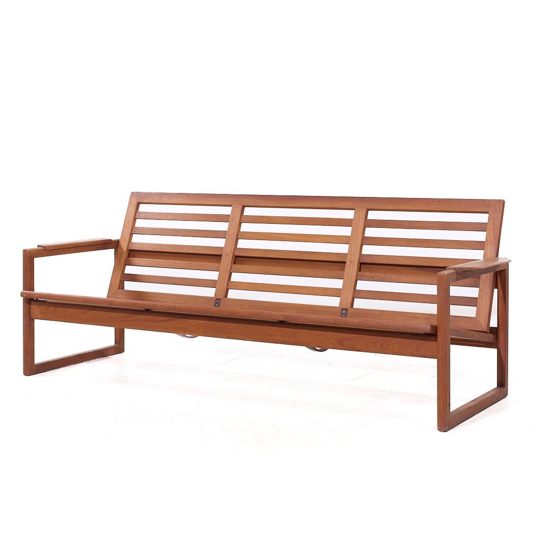 Mid-Century Modern Canapé danois du milieu du siècle en teck Kofod Larsen pour Selig en vente