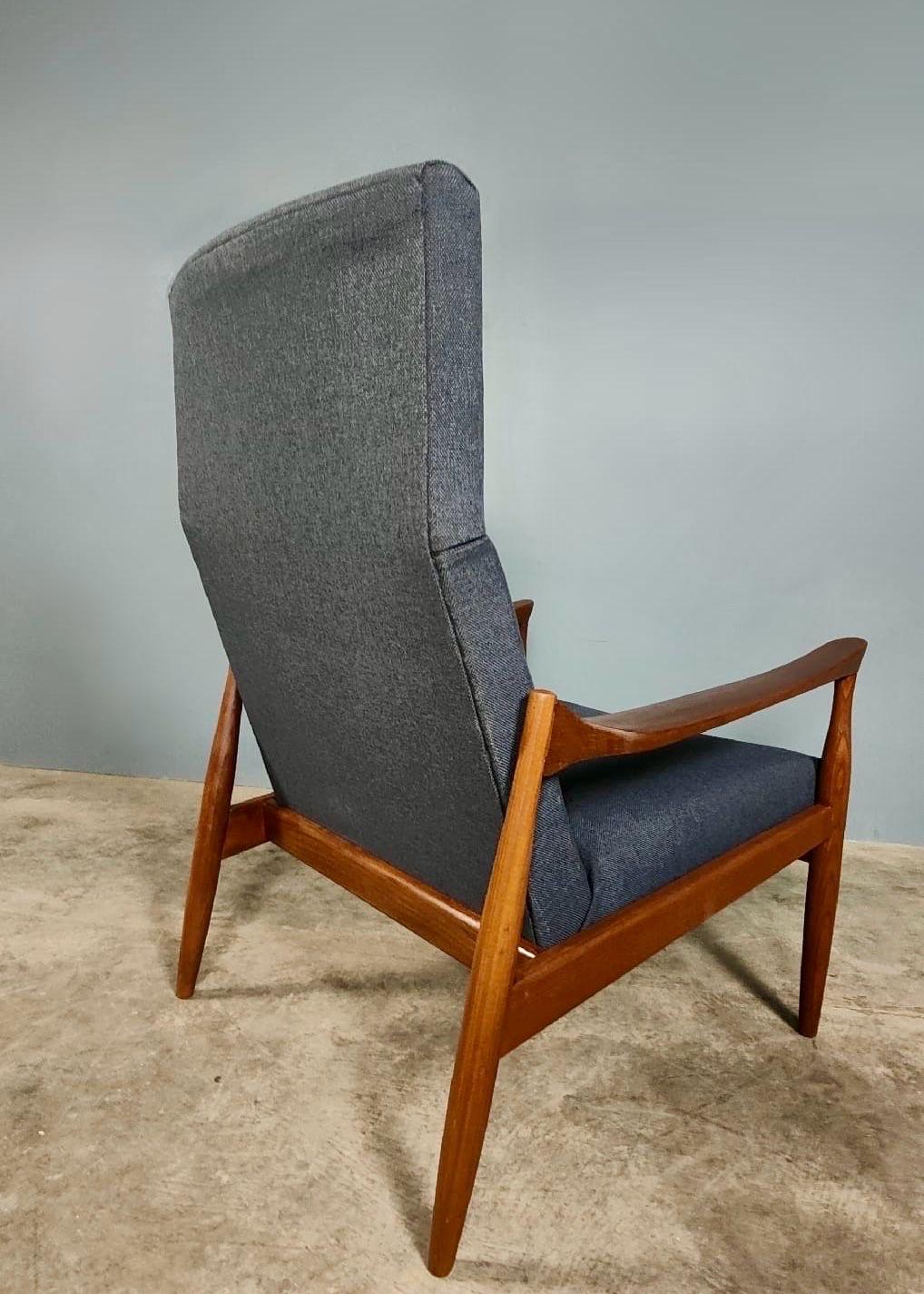 Varnished Kofod Larsen G Plan Danish Range Afromosia 6249 Lounge Chair 6244 Sofa Bed Retro For Sale