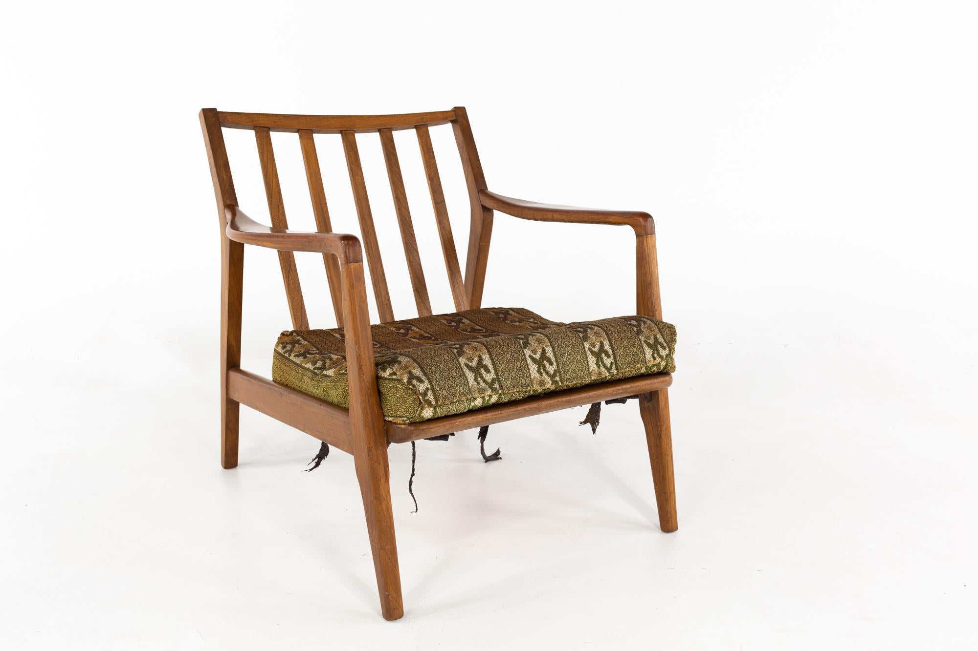 Late 20th Century Kofod Larsen Style Mid Century Danish Lounge Chair For Sale