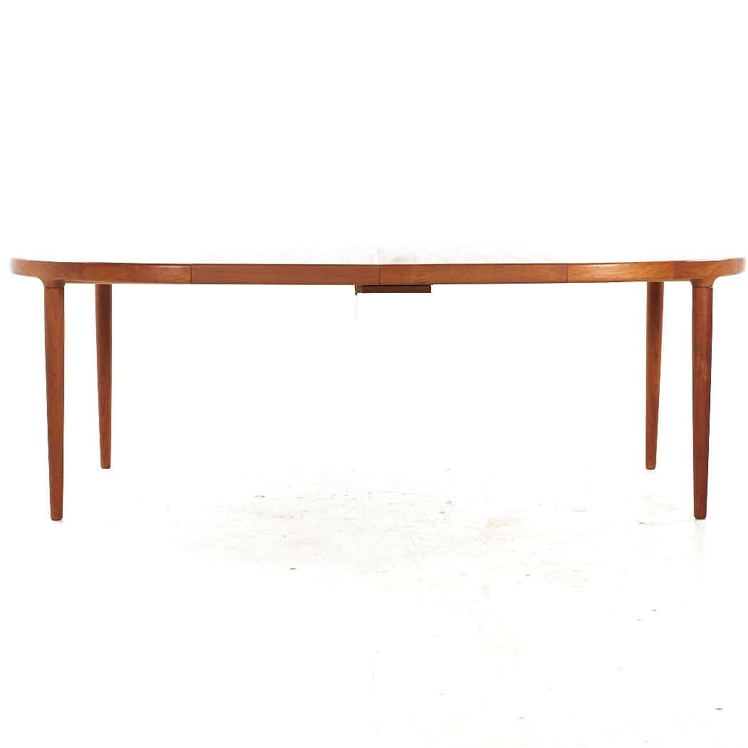SOLD 07/31/23 Kofod Larsen MCM Danish Teak Expanding Dining Table with 3 Leaves For Sale 6