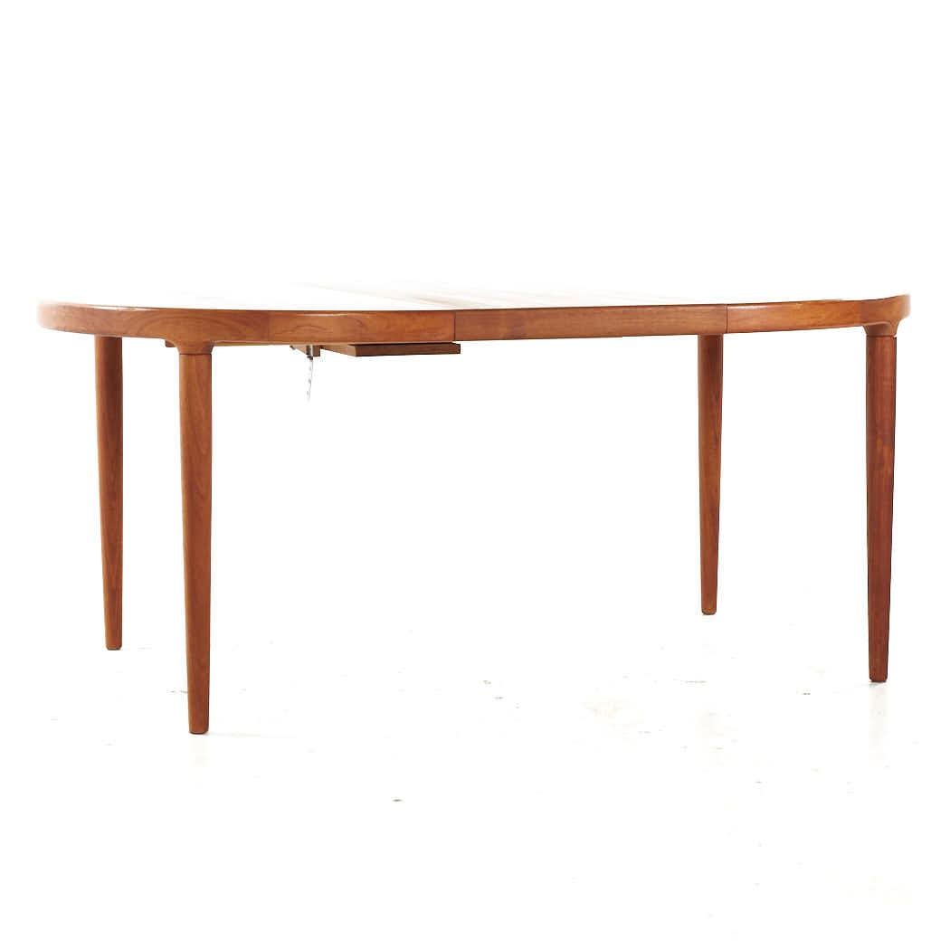 SOLD 07/31/23 Kofod Larsen MCM Danish Teak Expanding Dining Table with 3 Leaves For Sale 2