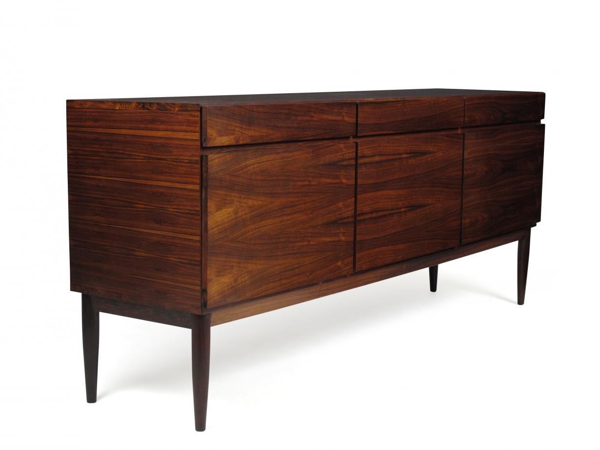 Kofod Larsen Rosewood Credenza Sideboard In Good Condition In Oakland, CA