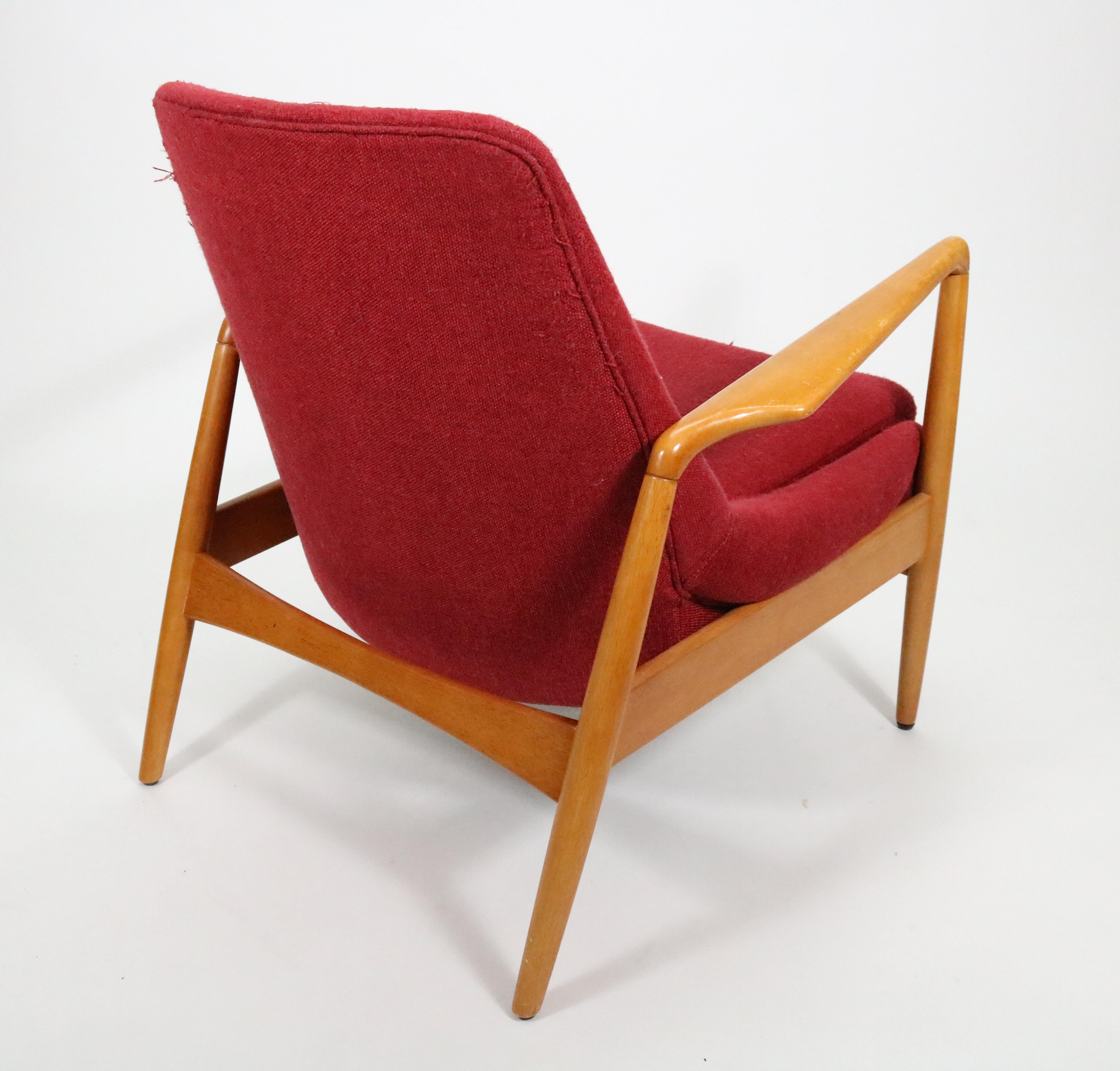 American Kofod-Larsen Style Shield of California Lounge Chair in Honey Walnut