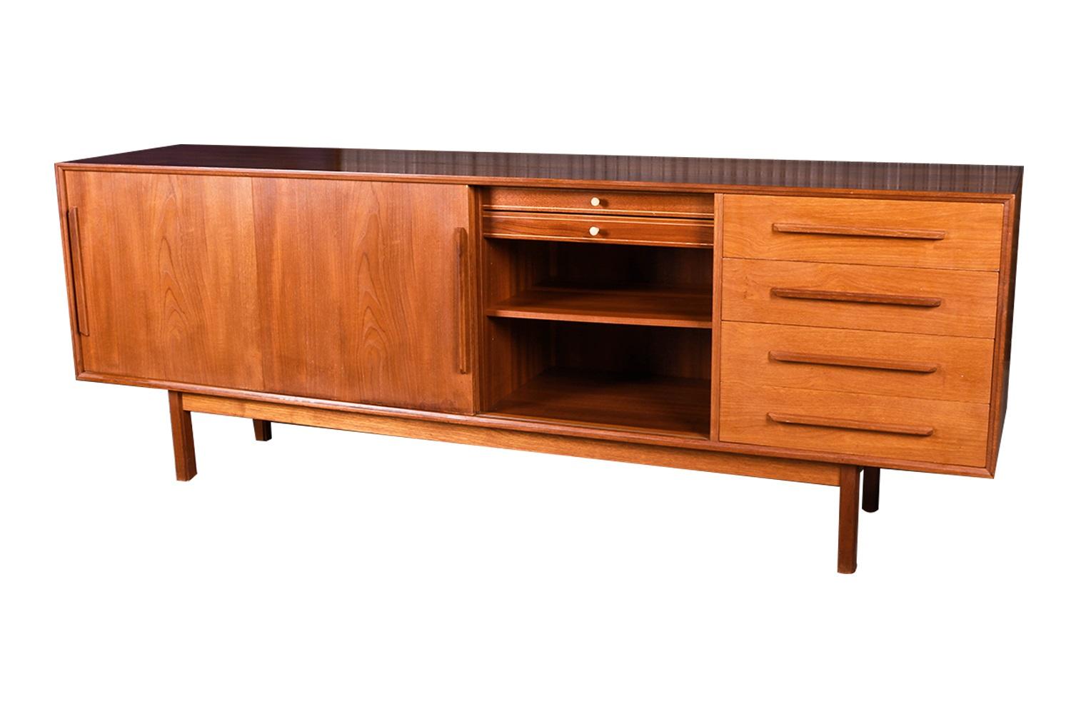 kofod larsen credenza