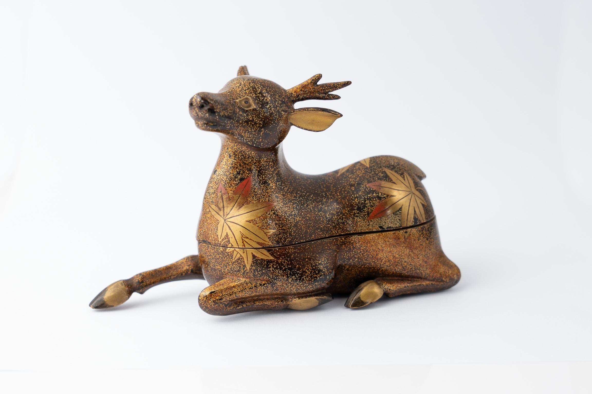 Kogo in the Shape of a Deer In Good Condition For Sale In Milano, IT