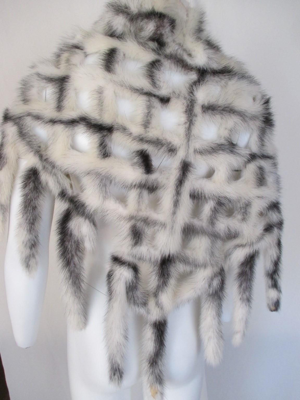 Gray Kohinoor Mink Fur Fringe Stole For Sale