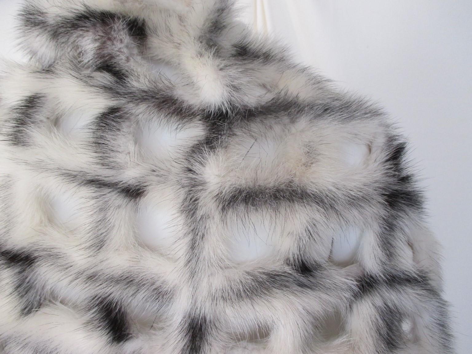Kohinoor Mink Fur Fringe Stole  For Sale 2