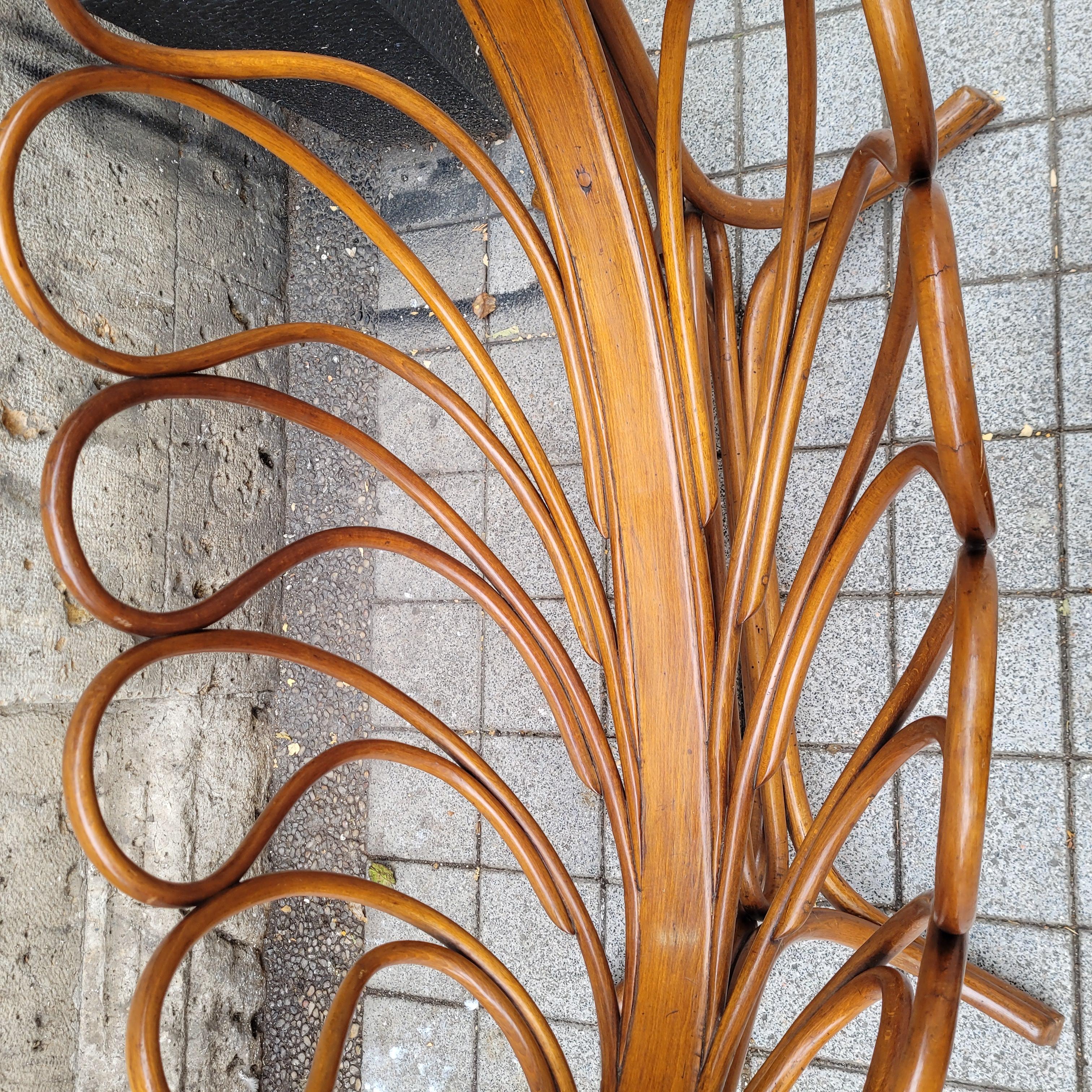 Kohn  Thonet Art Nouveau Kinder Wiege Skulptur im Angebot 5