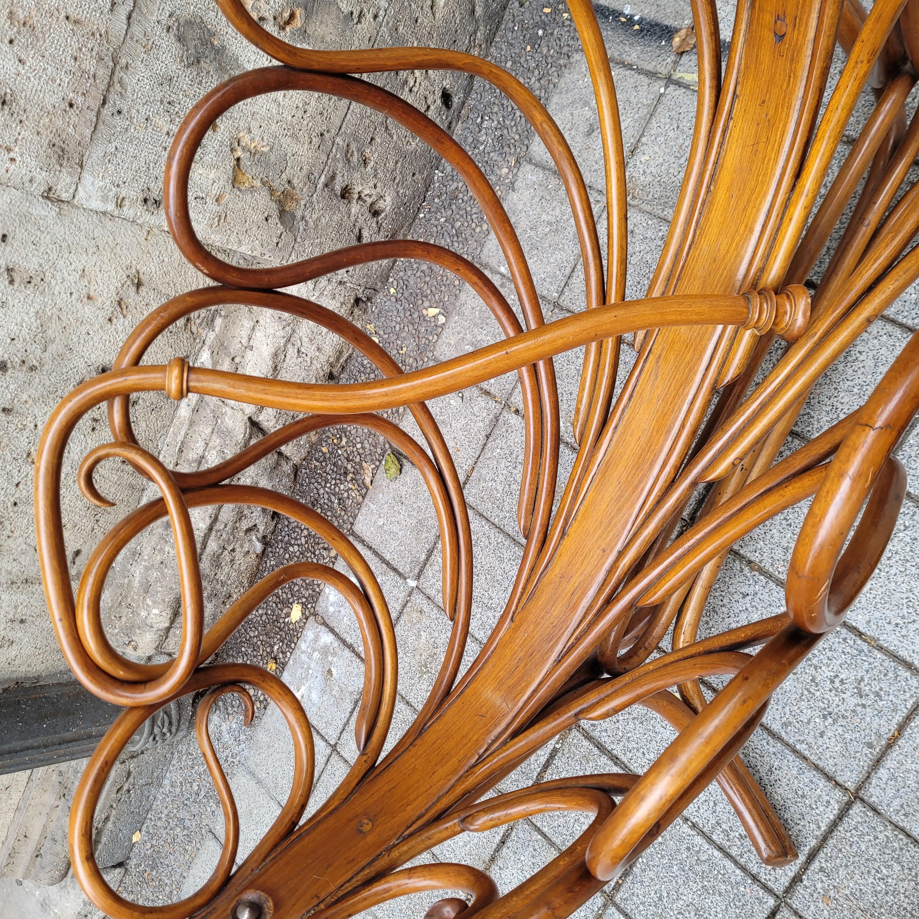 Kohn  Thonet Art Nouveau Kinder Wiege Skulptur im Angebot 10