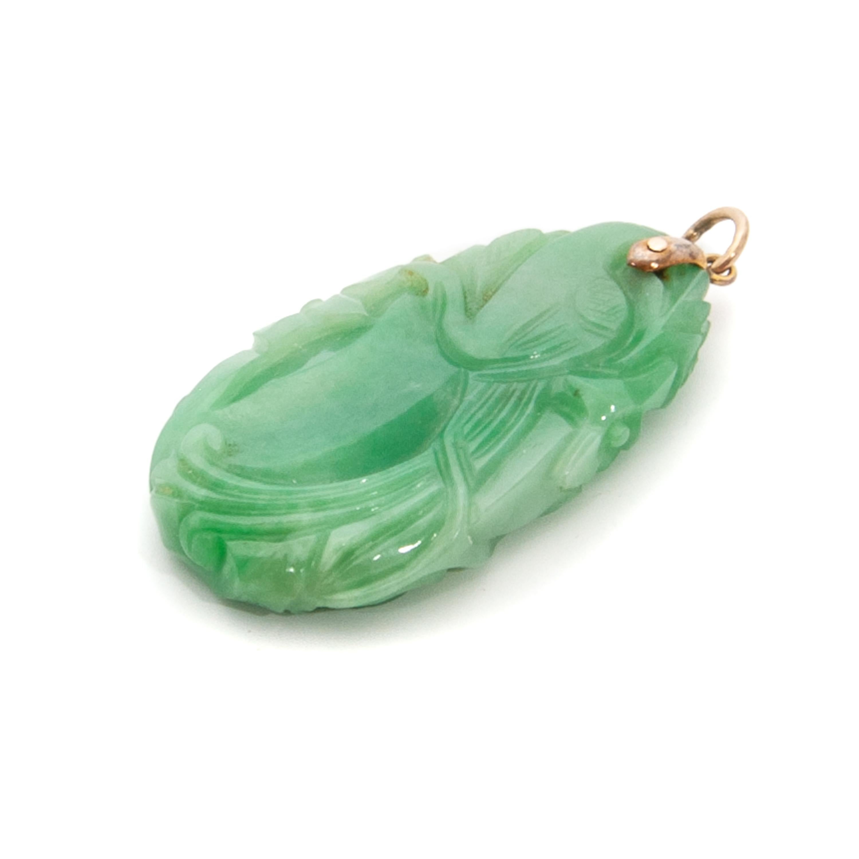 Fish and Floral Carved Green Jade Pendant In Good Condition In Rotterdam, NL