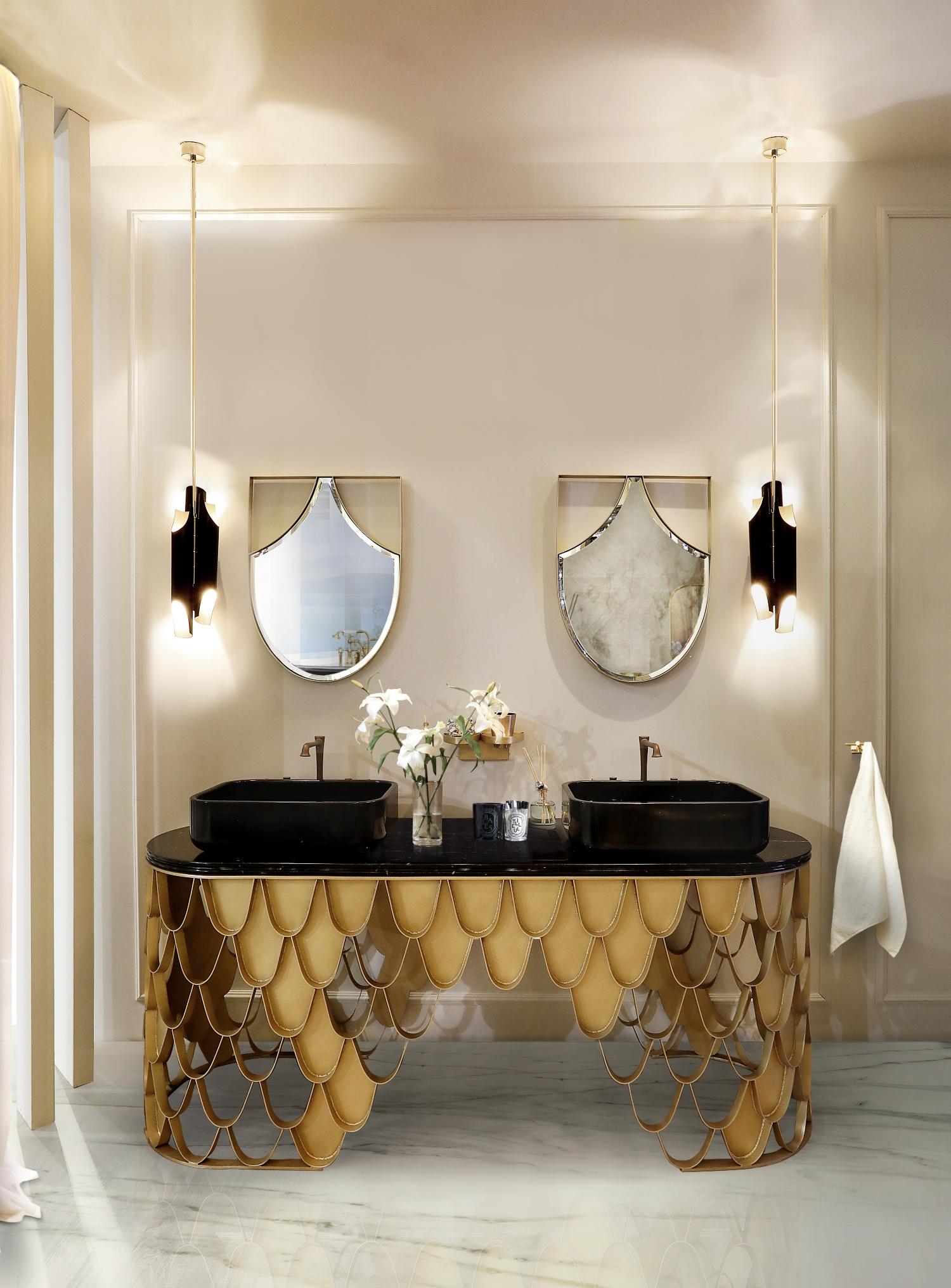 Koi Mirror with Brushed Brass Structure By Maison Valentina In New Condition For Sale In New York, NY