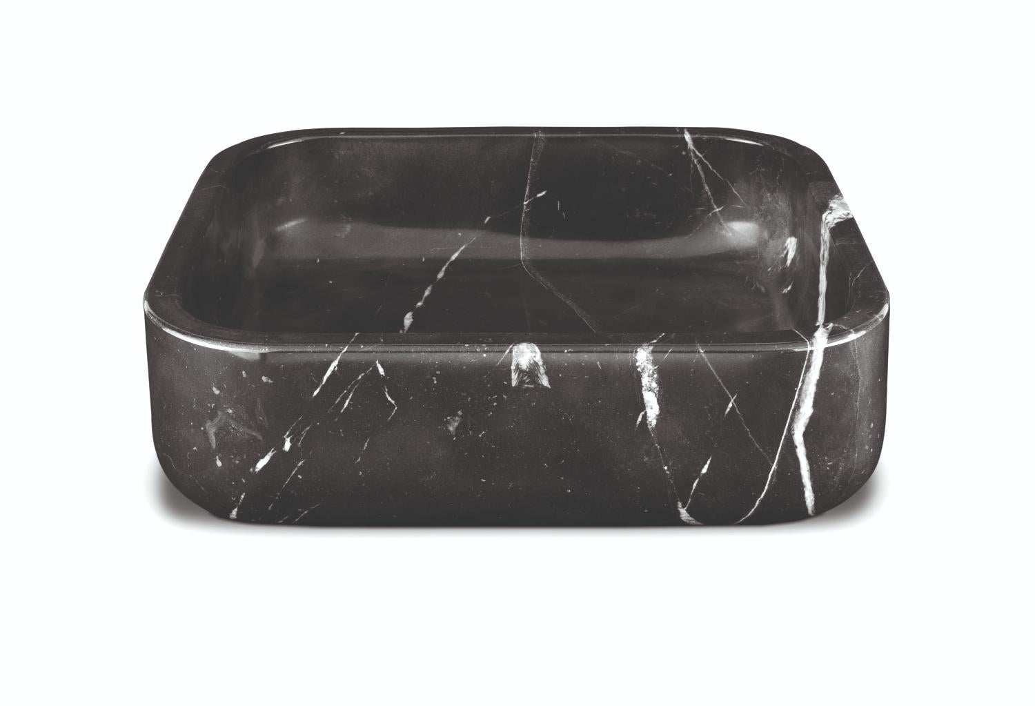 The Koi rectangular vessel sink is available in Nero Marquina, Carrara and Estremoz marble. These sinks are available with two different depths one (1) with 30cm 11.81' and other (2) with 40cm 15.75'. Choose from three different types of marble: