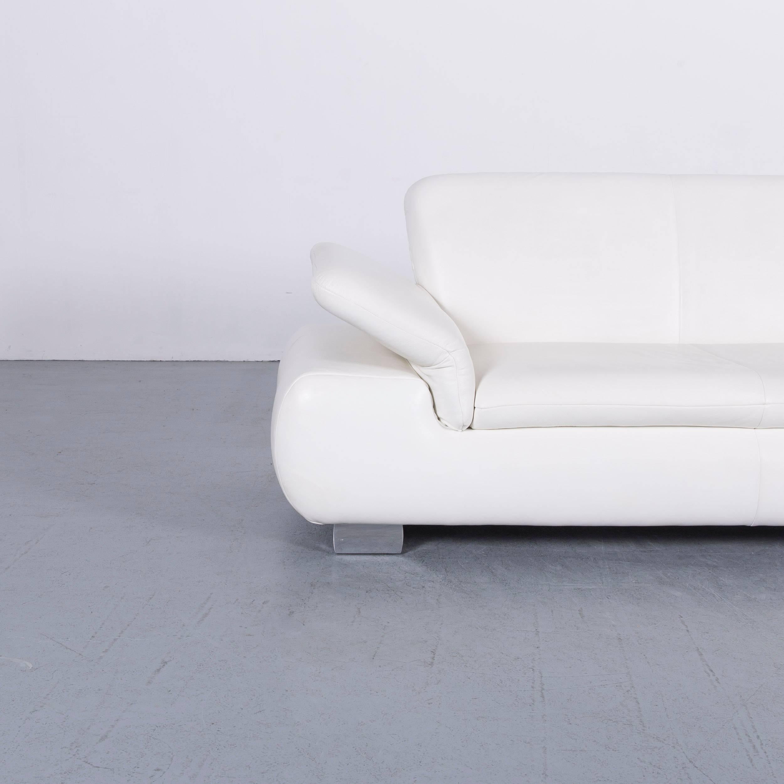 Koinor Designer Three-Seat Sofa White Leather Function Couch In Good Condition In Cologne, DE