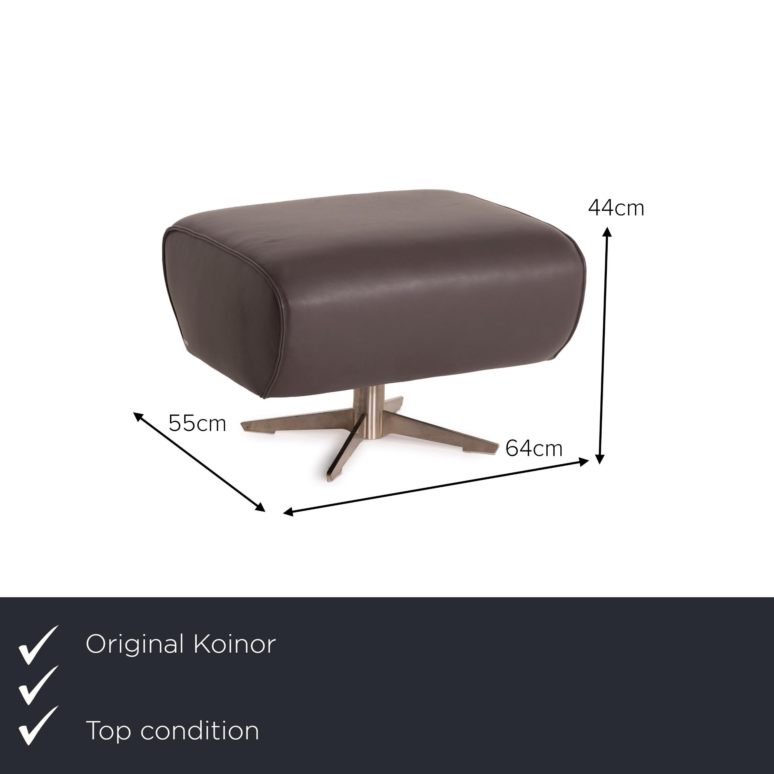 We present to you a Koinor Evita gray leather stool.
 
 

 Product measurements in centimeters:
 

Depth: 55
Width: 64
Height: 44.




  