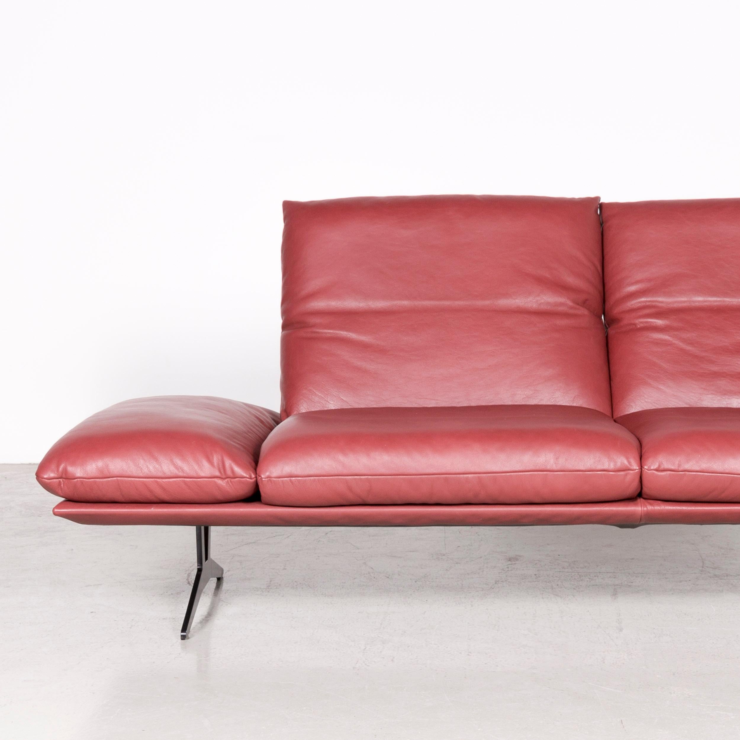Koinor Francis Designer Leather Sofa Red Three-Seat Couch In Good Condition In Cologne, DE