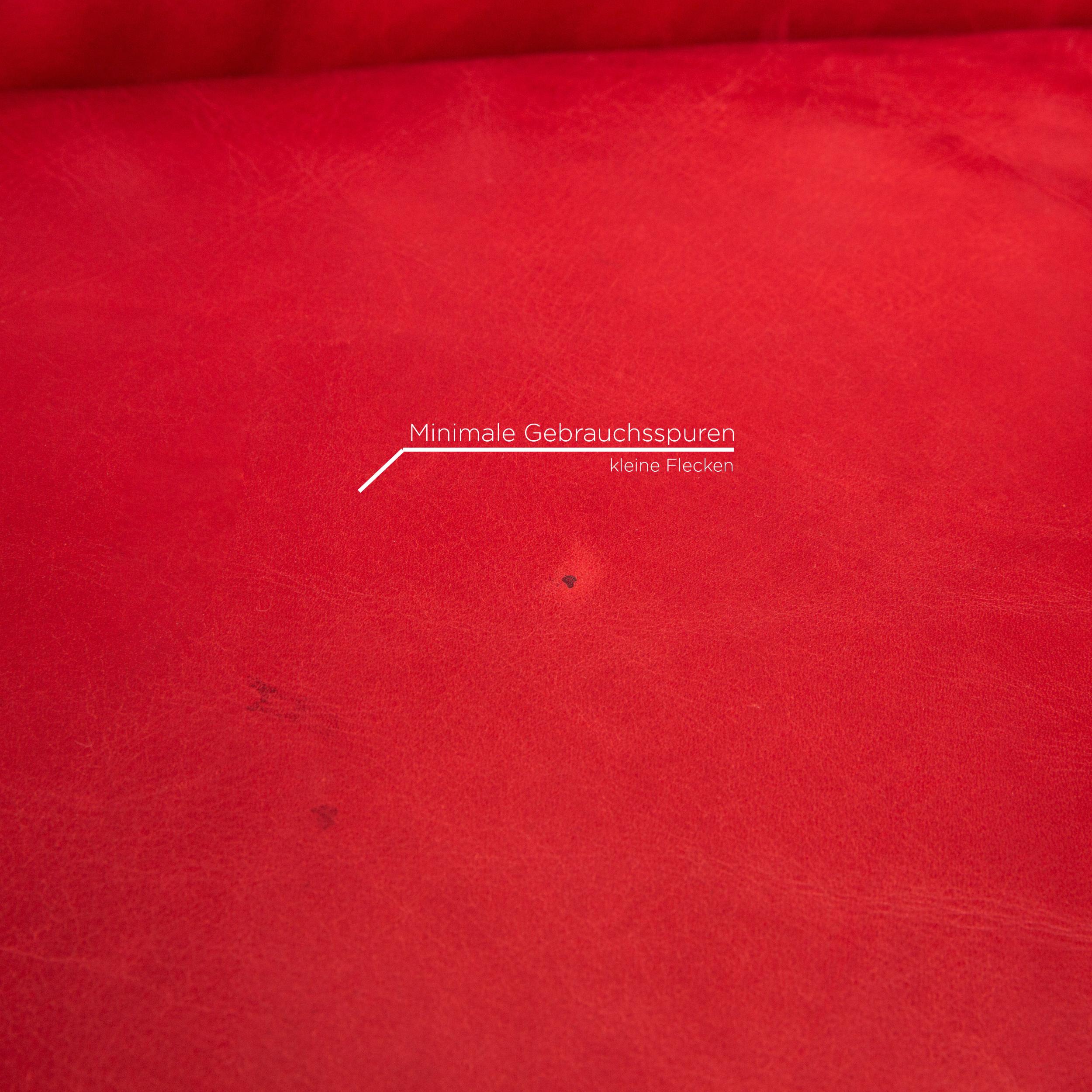 Koinor Leather Sofa Red Two-Seat Couch In Good Condition For Sale In Cologne, DE