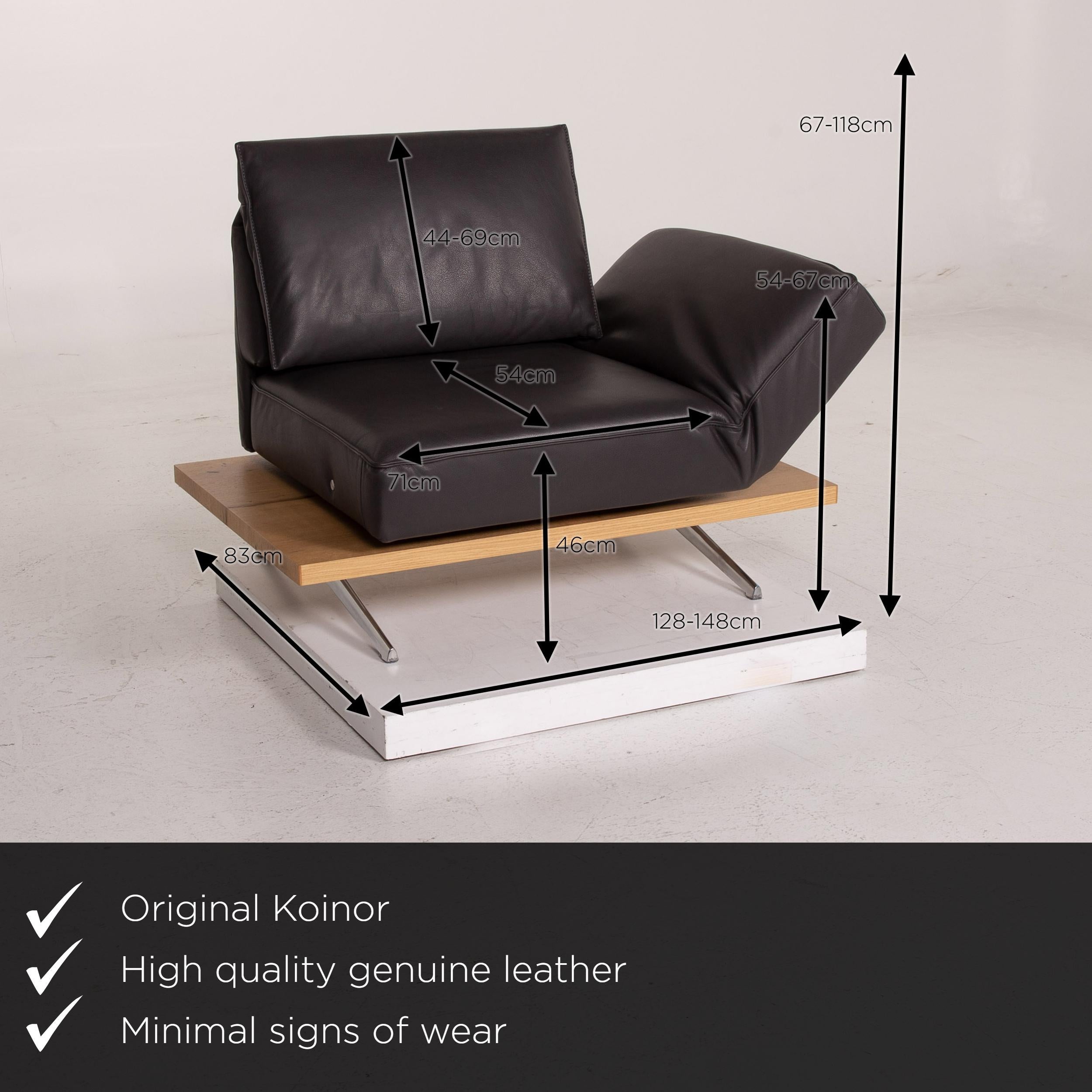 We present to you a Koinor Phoenix leather armchair gray two-seat function.

Product measurements in centimeters:
 
Depth 83
Width 125
Height 67
Seat height 46
Rest height 54
Seat depth 54
Seat width 71
Back height 44.
 
 
 
  