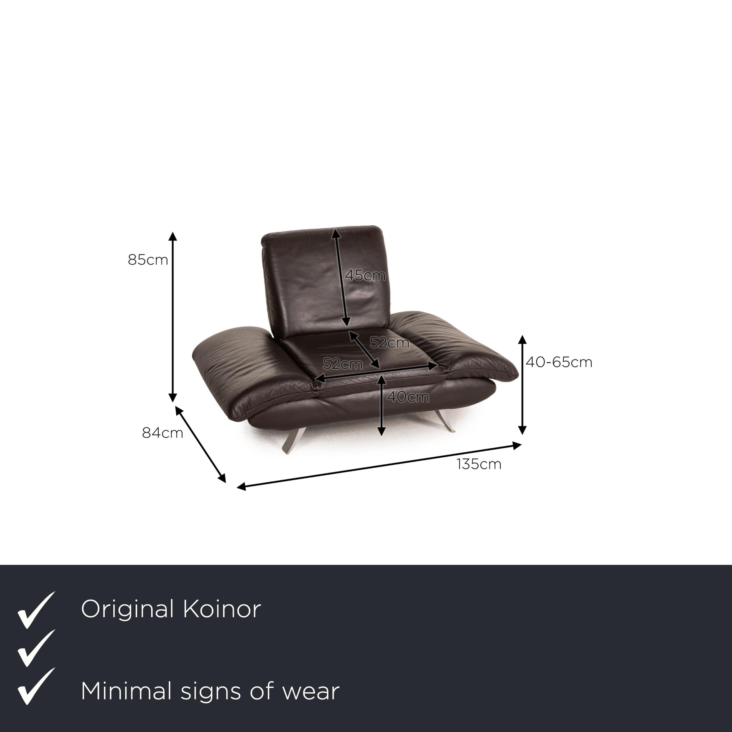 We present to you a Koinor Rossini leather armchair black function.
  
 

 Product measurements in centimeters:
 

 depth: 84
 width: 135
 height: 85
 seat height: 40
 rest height: 40
 seat depth: 52
 seat width: 52
 back height: 45.