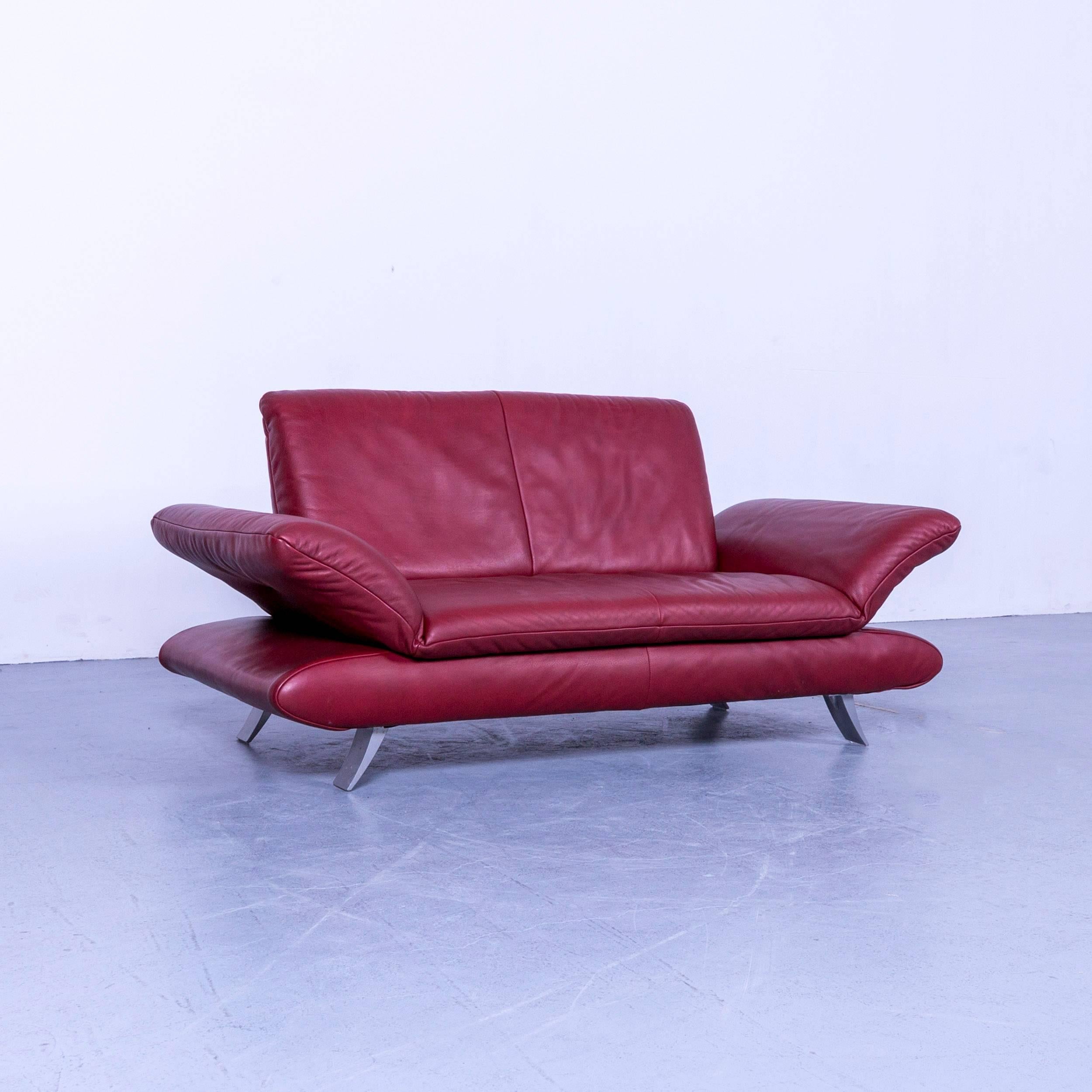 We bring to you an Koinor Rossini leather armchair red two-seat.

















       