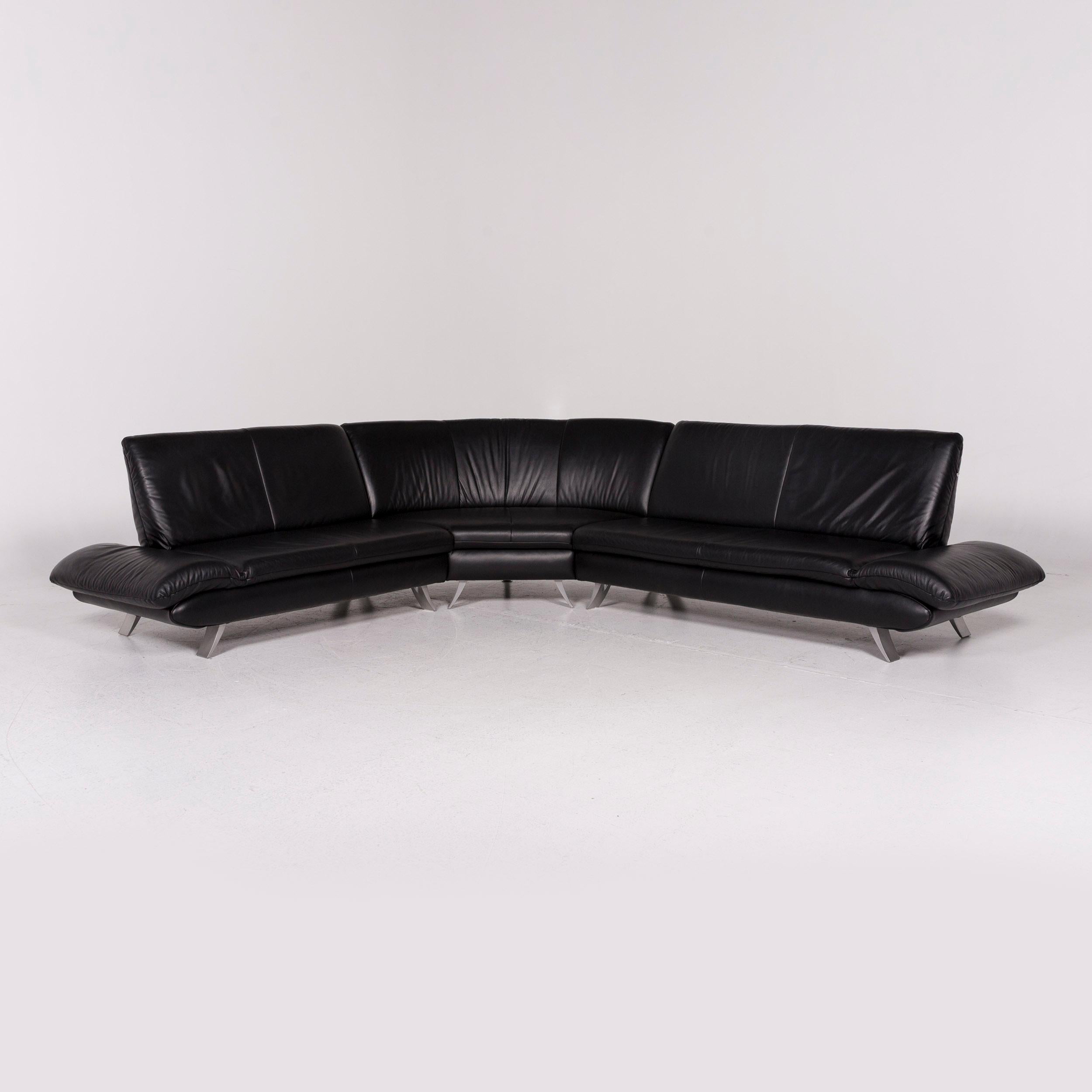 We bring to you a Koinor Rossini leather corner sofa black sofa couch.


 Product measurements in centimeters:
 

 Depth 85
Width 275
Height 84
Seat-height 39
Rest-height 40
Seat-depth 56
Seat-width 191
Back-height 42.
  