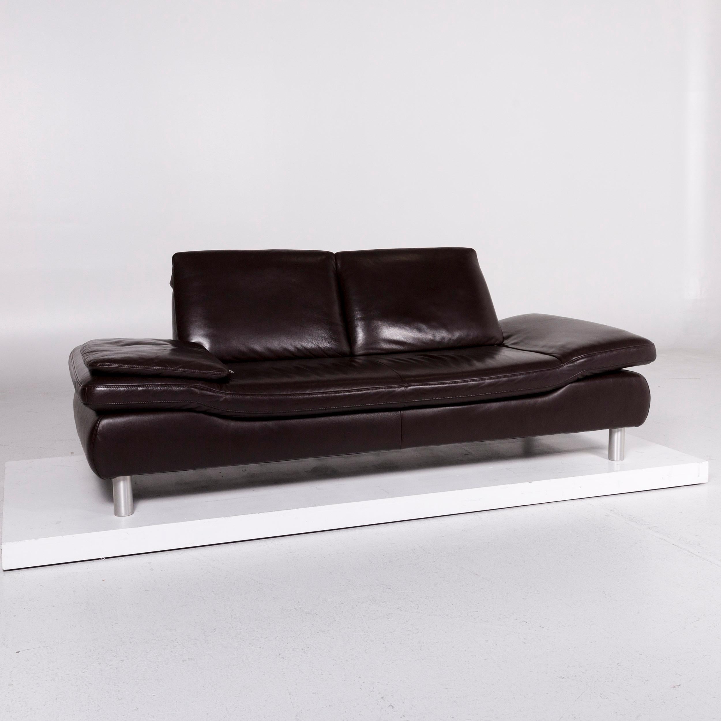 We bring to you a Koinor Rossini leather sofa brown dark brown function couch.
 
 Product measurements in centimeters:
 
Depth 86
Width 210
Height 80
Seat-height 41
Rest-height 45
Seat-depth 52
Seat-width 125
Back-height 39.
   