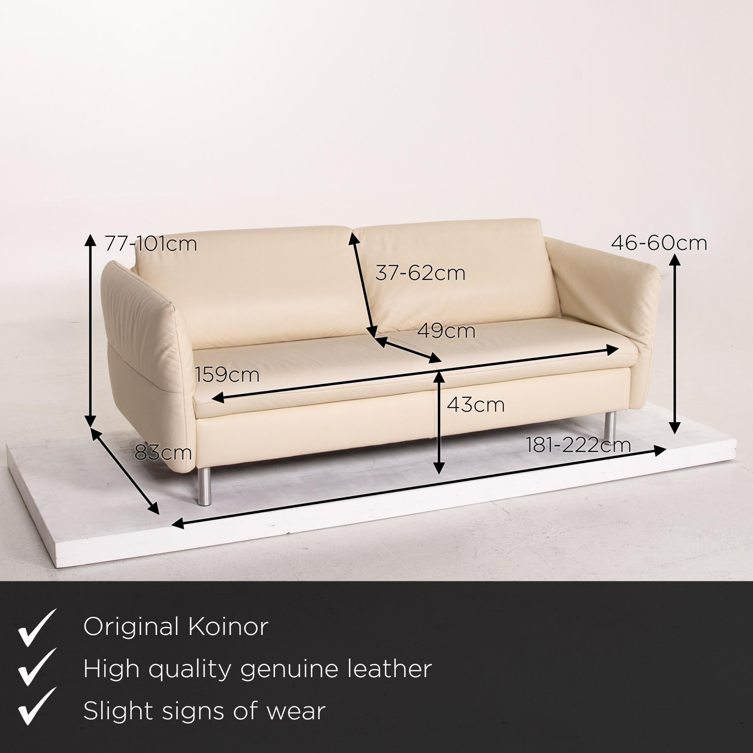 We present to you a Koinor Vittoria plumas azules, and plumas colores, set leather sofa cream two-seat couch.



 Product measurements in centimeters:
 

Depth 83
Width 181
Height 77
Seat height 43
Rest height 46
Seat depth 49
Seat