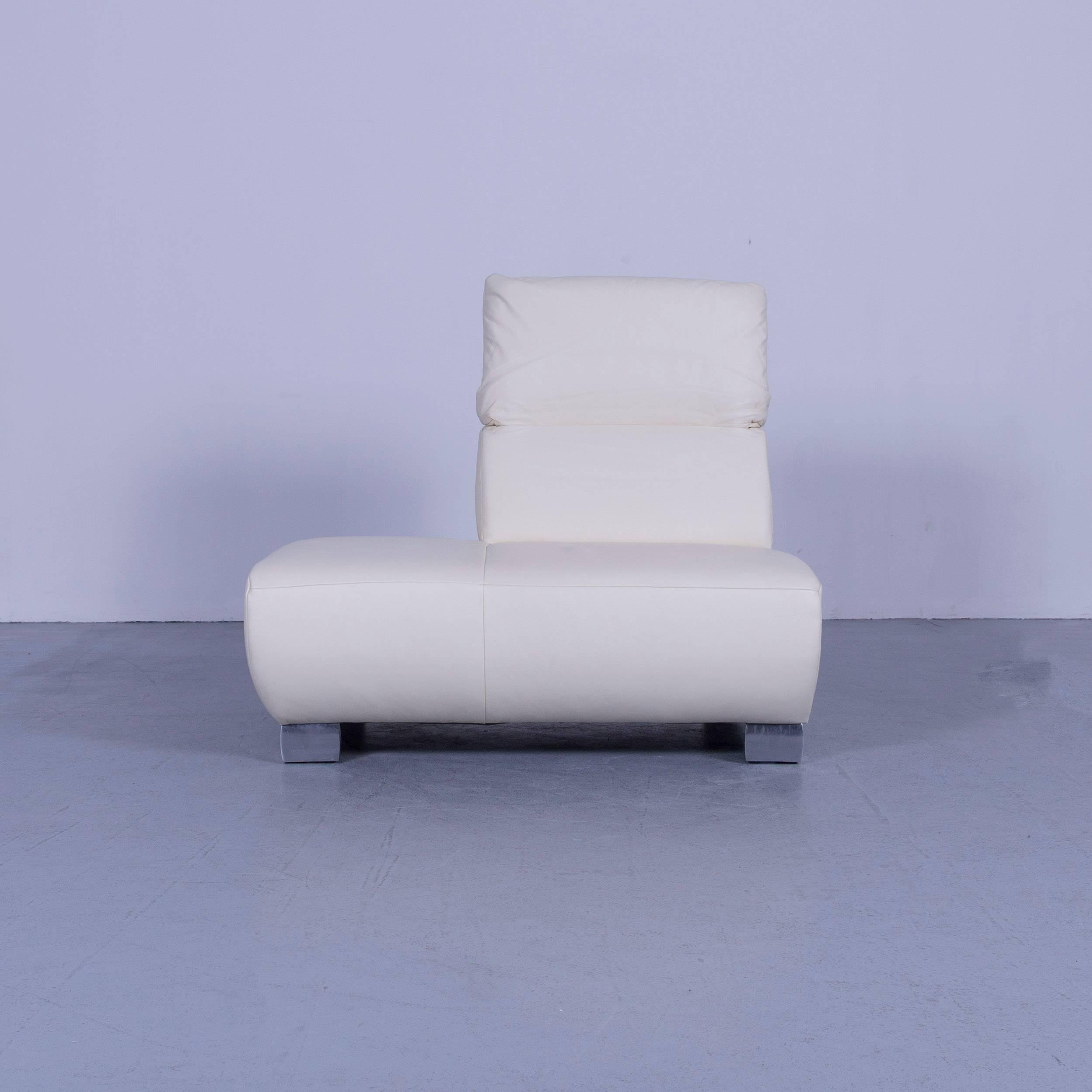 We offer delivery options to most destinations on earth. Find our shipping quotes at the bottom of this page in the shipping section.

We bring to you an Koinor Volare Leather Recamiere Off-White One Seat

Shipping:

An on point shipping process is