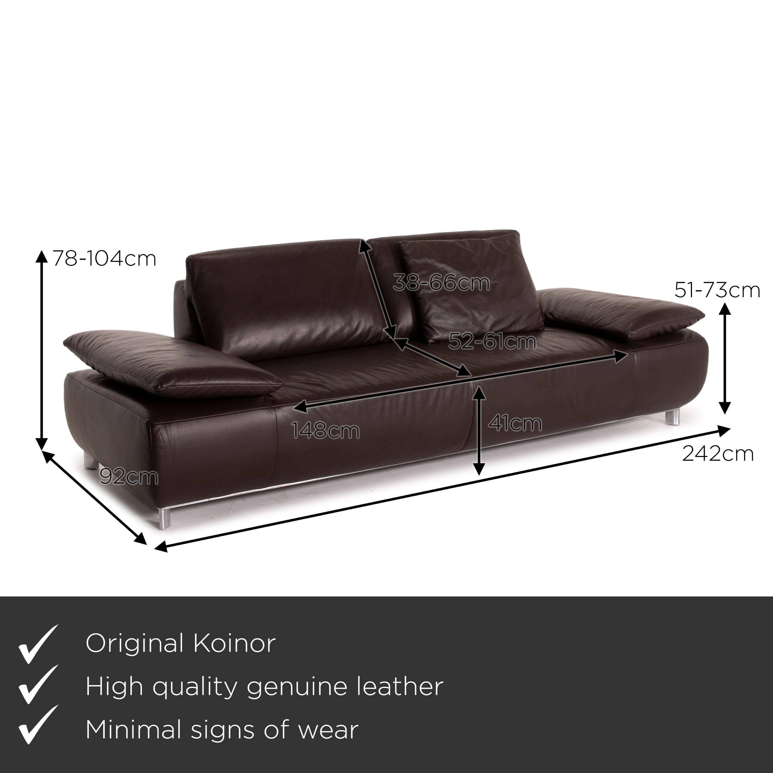 We present to you a Koinor Volare leather sofa brown dark brown three-seat function couch.
 

 Product measurements in centimeters:
 

Depth 92
Width 242
Height 78
Seat height 41
Rest height 51
Seat depth 52
Seat width 148
Back height