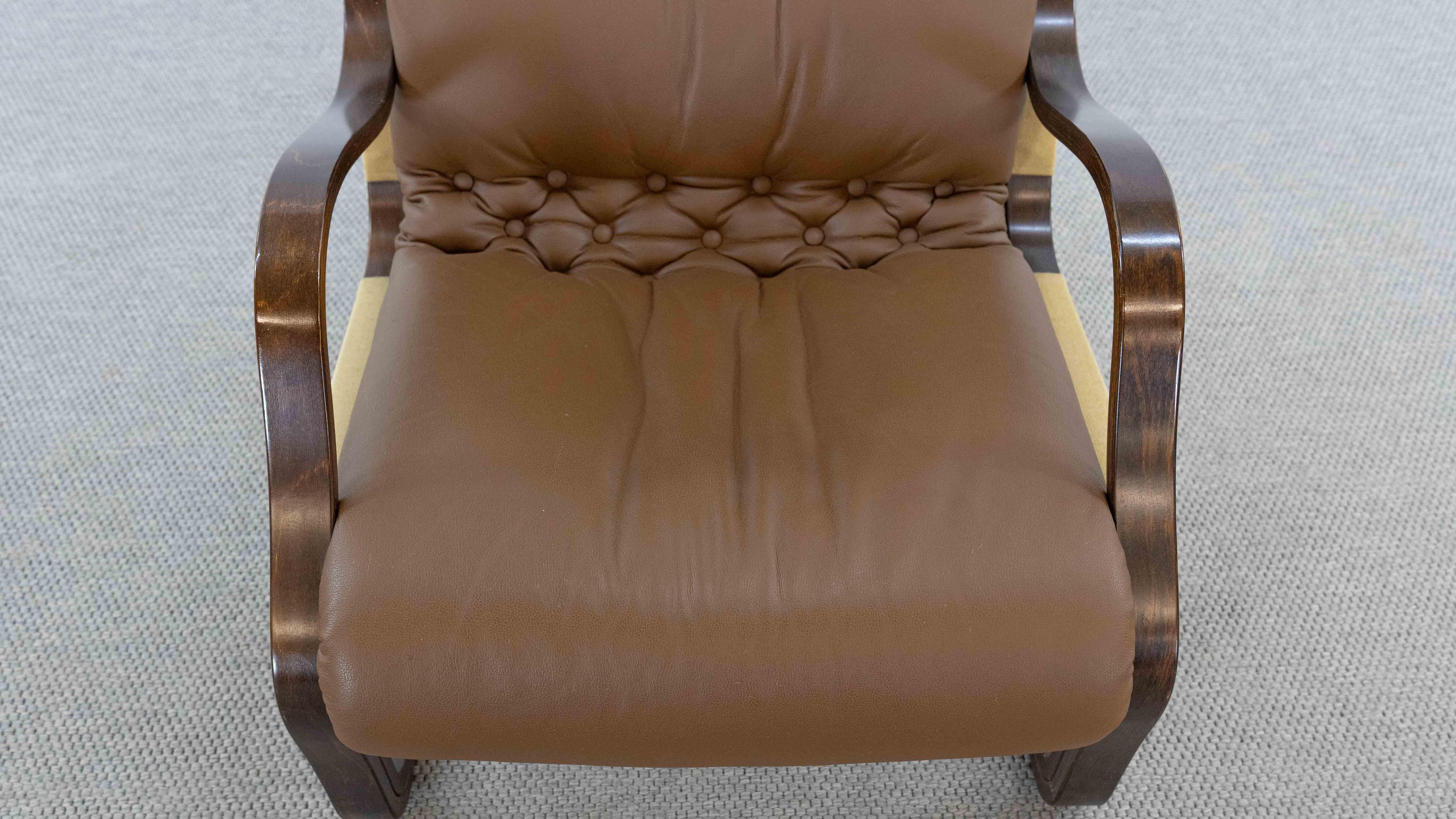 Koivutaru Easy Chair By Esko Pajamies For Asko, Finland In Brown Leather For Sale 6