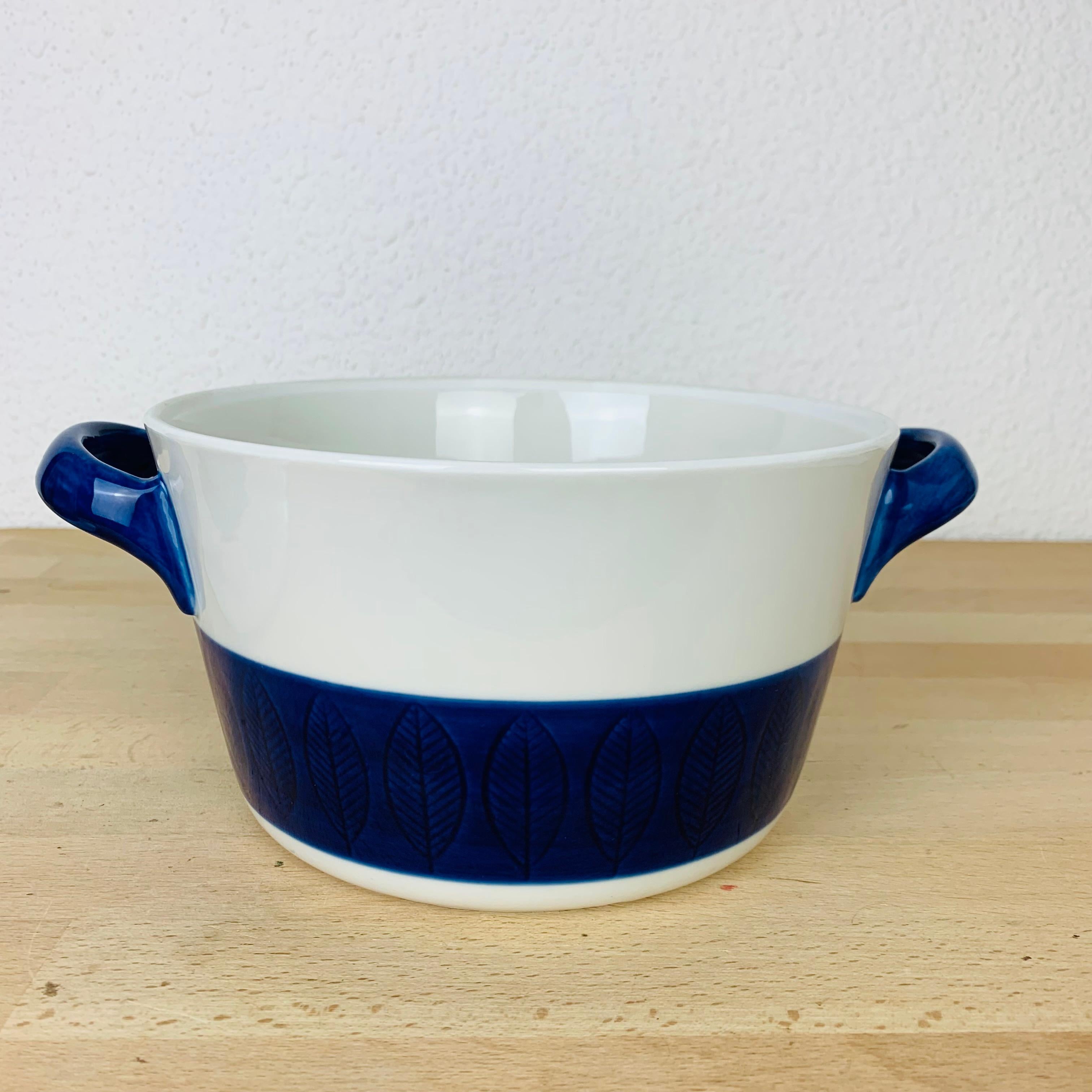 Ceramic Koka soup tureen by Hertha Bengtson for Rörstrand Sweden  For Sale