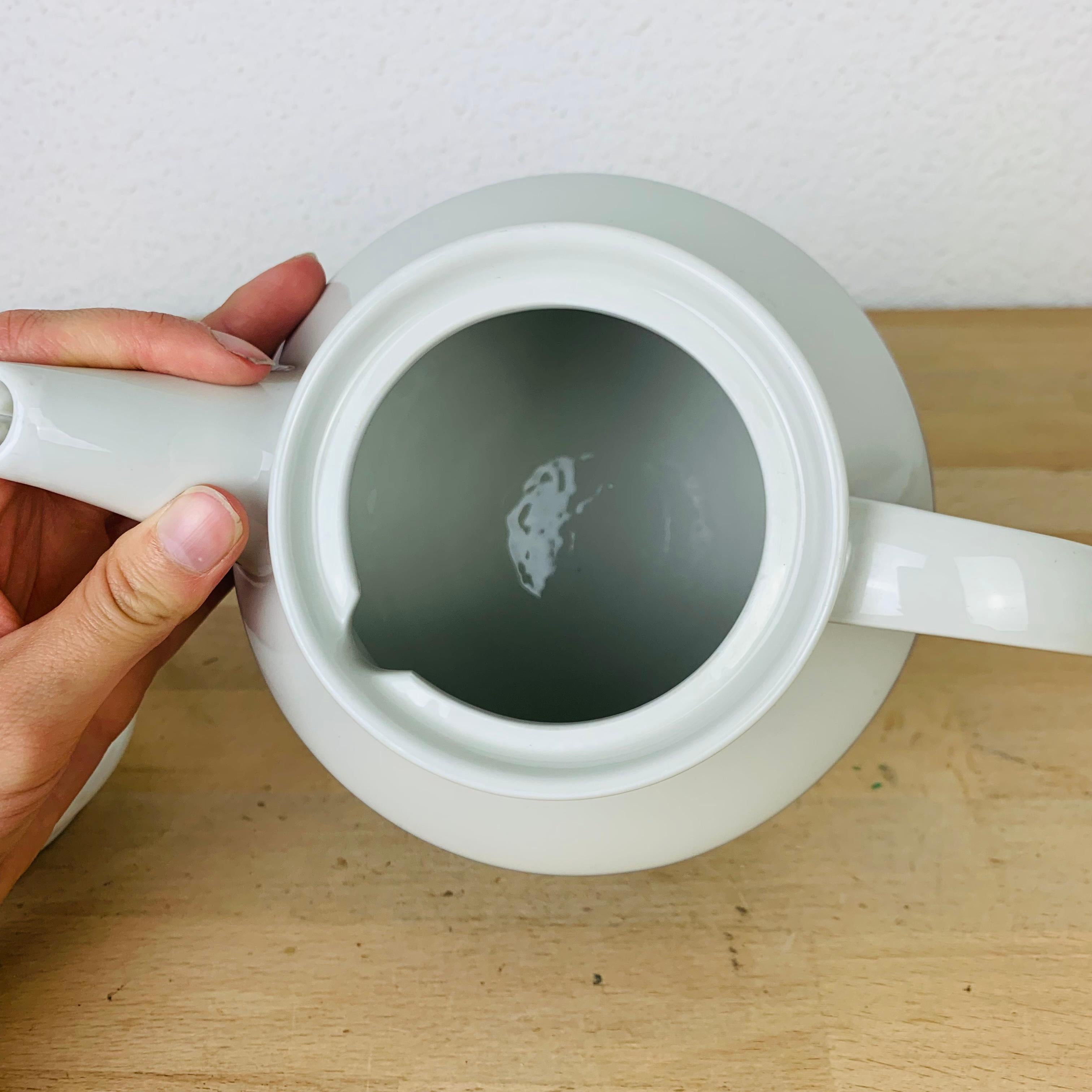 Koka tea set by Hertha Bengtson for Rörstrand Sweden  For Sale 6