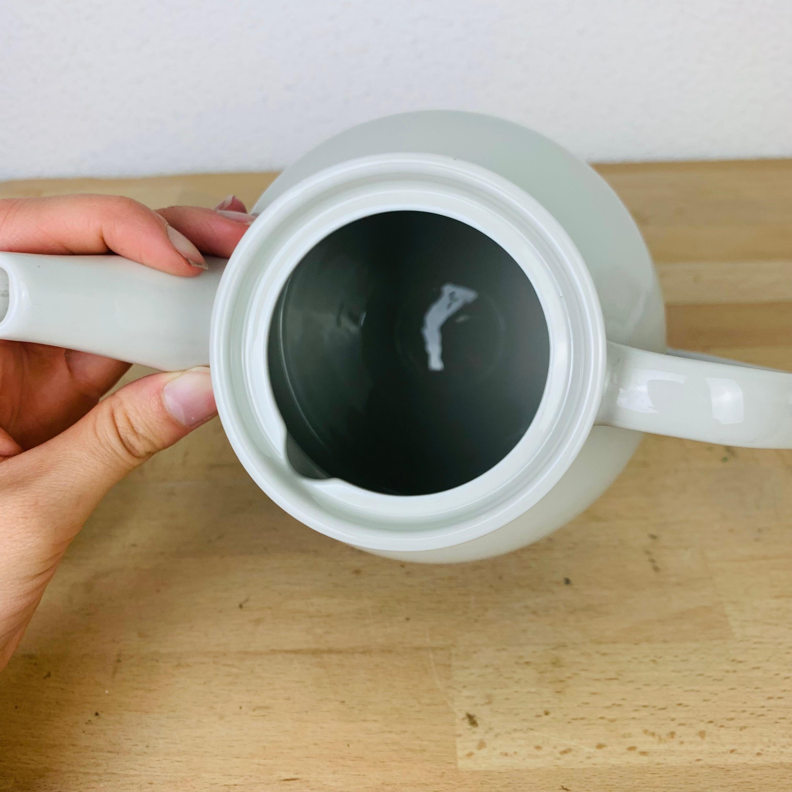 Koka tea set by Hertha Bengtson for Rörstrand Sweden  For Sale 5