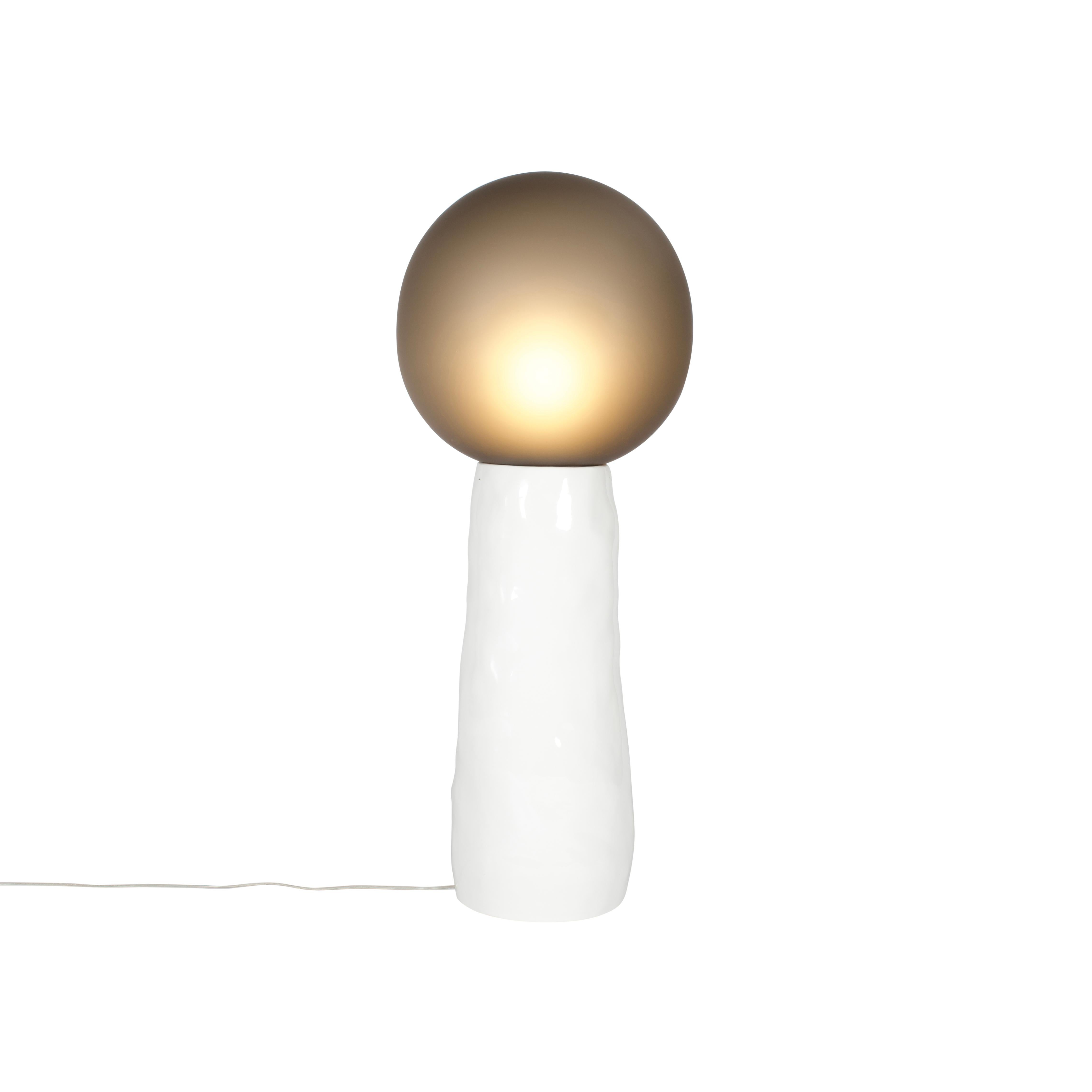 Kokeshi medium grey acetato white floor lamp by Pulpo.
Dimensions: D45 x H112.5 cm.
Materials: glass and ceramic

Also available in different finishes: white acetato white, grey acetato white, white acetato grey, grey acetato grey, white acetato