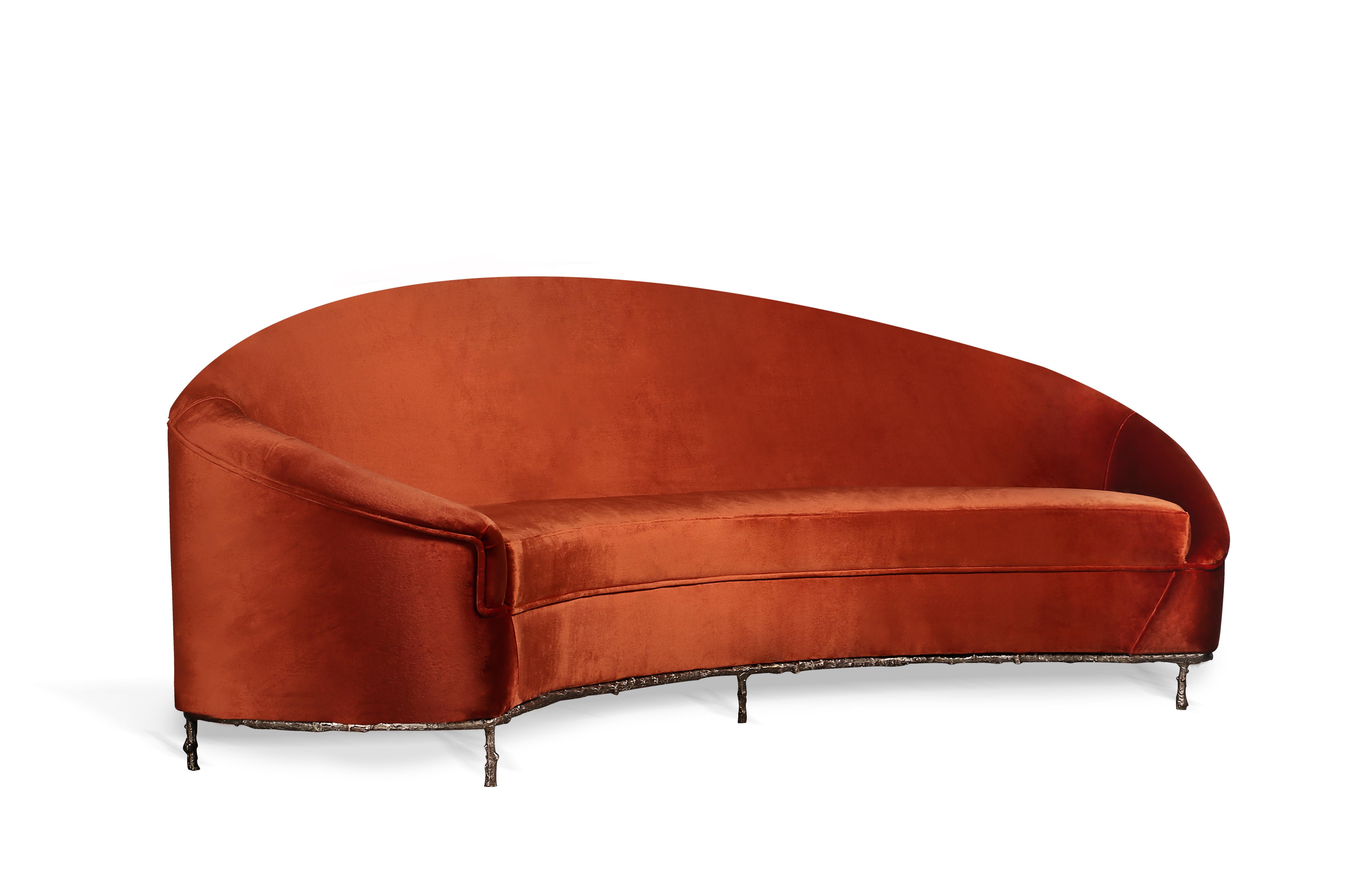 Vamp Sofa In New Condition For Sale In New York, NY