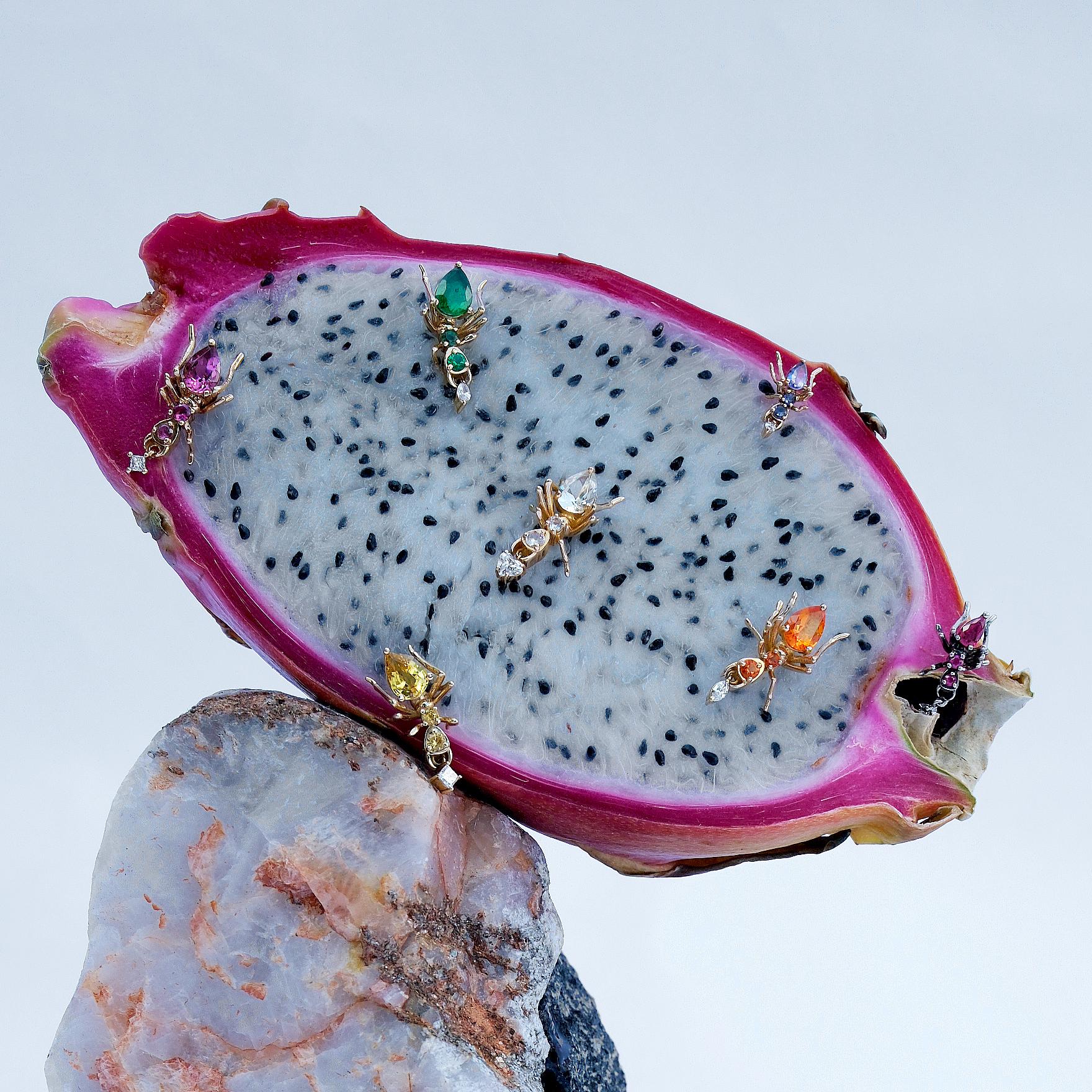 Artisan Boucle d'oreille Kokoro en or jaune 14K avec tourmaline rose de 0,81 ct et tourmaline rose de 0,023 ct en vente