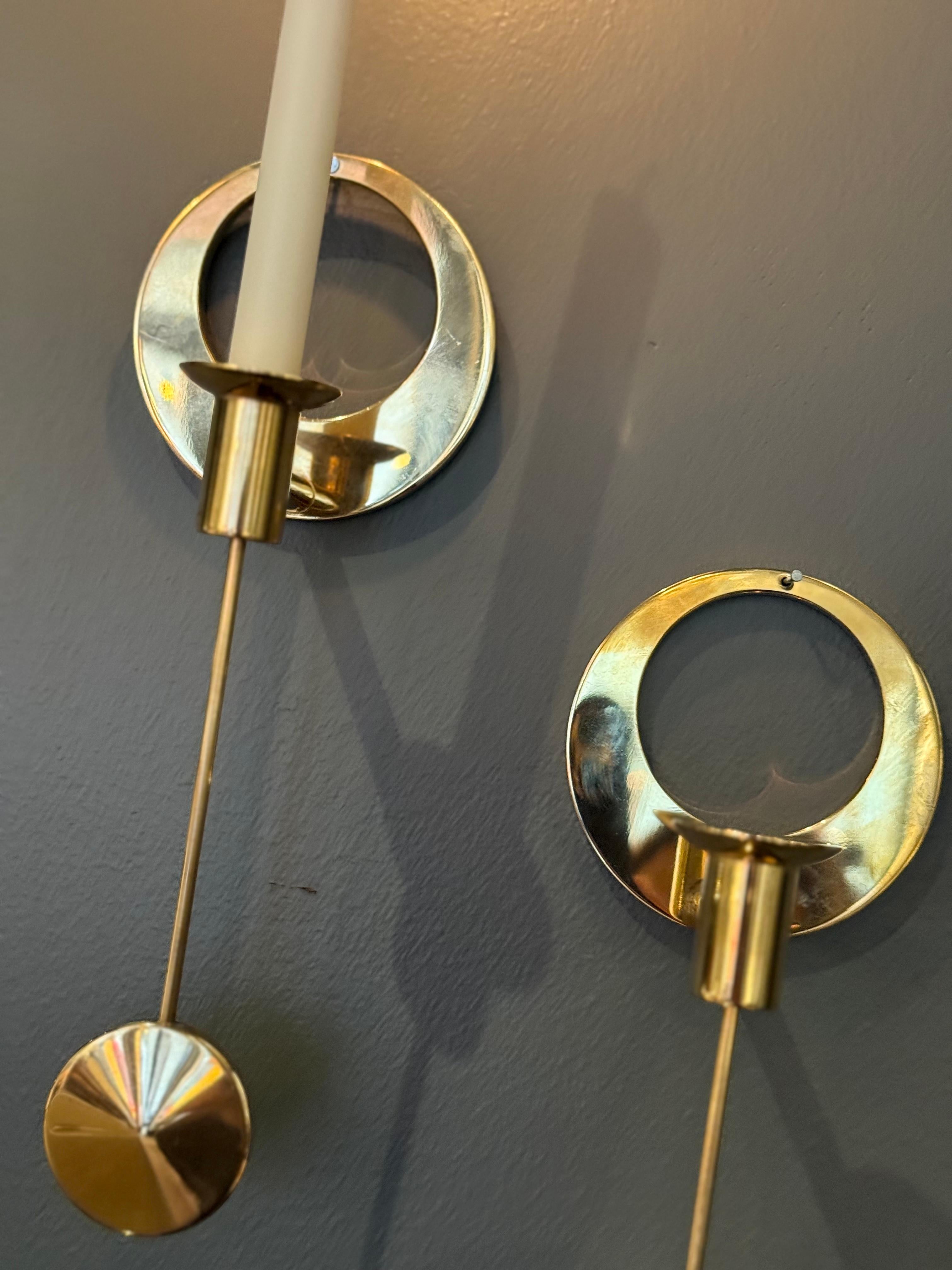 Kolbäck Paar Wandkerzenhalter aus Messing, 1960er Jahre. (Schwedisch) im Angebot