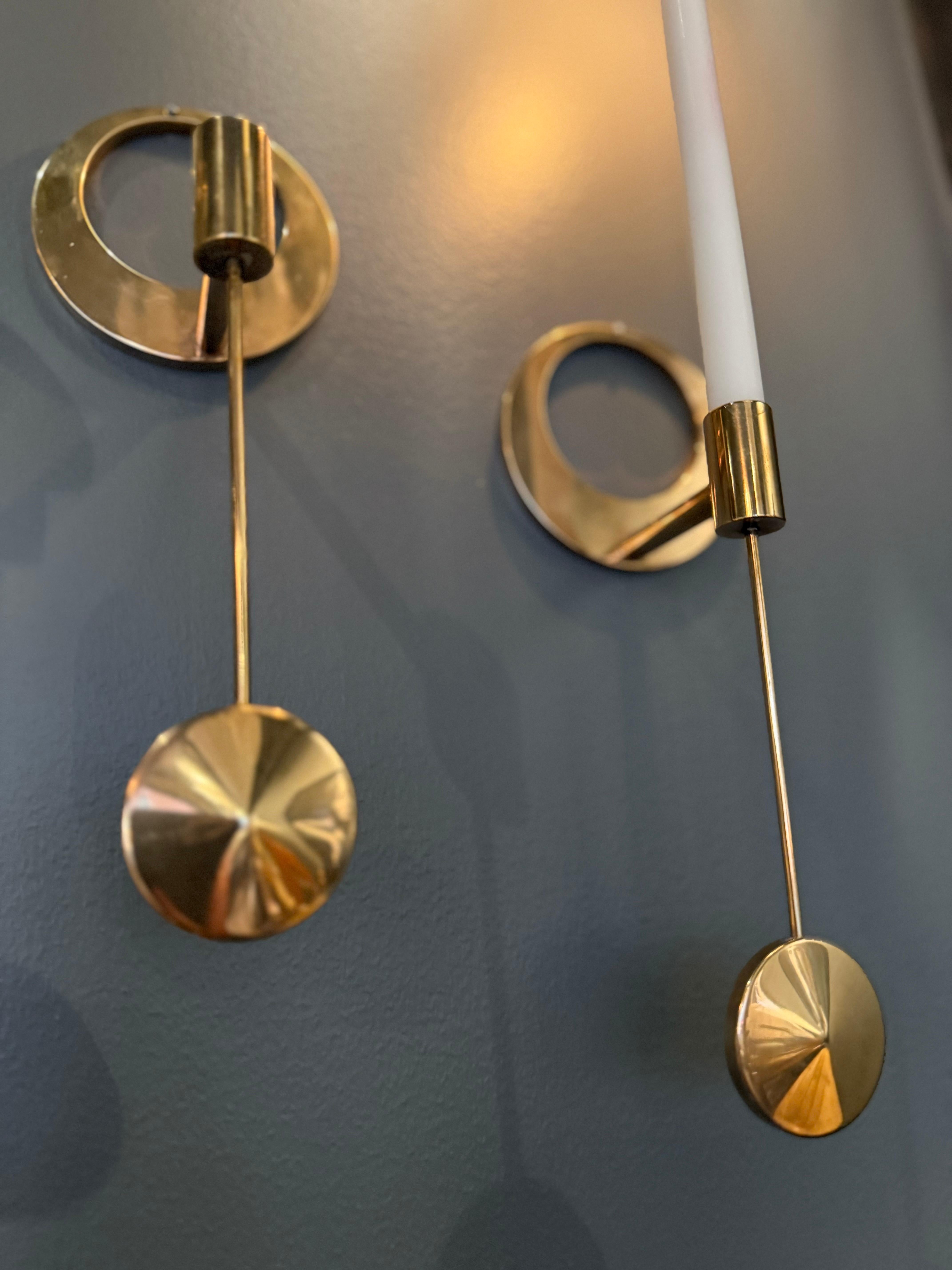 Kolbäck Paar Wandleuchter aus Messing, Schwedische Moderne 1960er Jahre. im Angebot 1