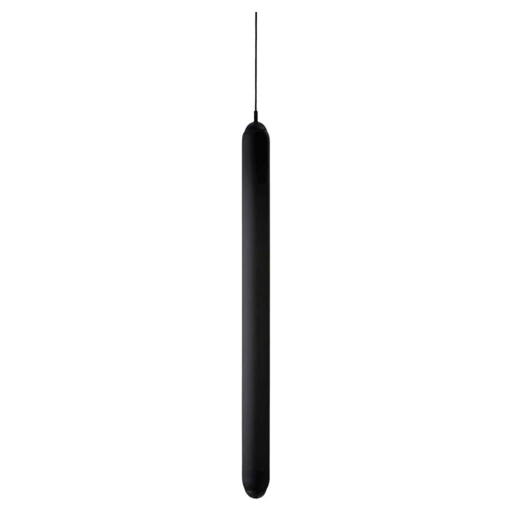 Koldova Große 'Puro Solo Vertical' Pendelleuchte aus geblasenem grauem Glas in Schwarz für Brokis im Angebot