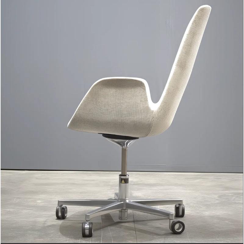 Koleksiyon Halia Office Chair in Grey by Studio Kairos In Good Condition In Basildon, London