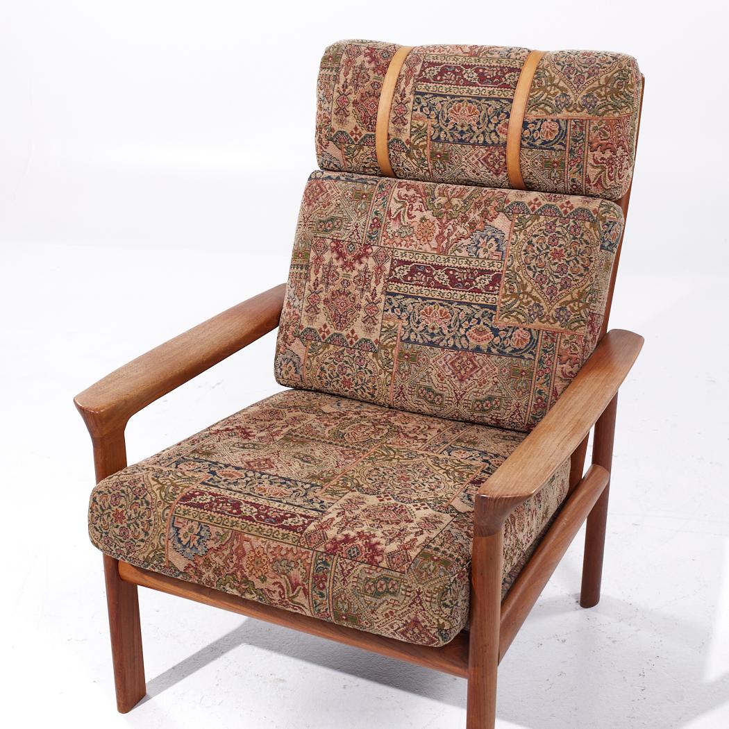 Komfort Chaise longue danoise en teck du milieu du siècle en vente 2