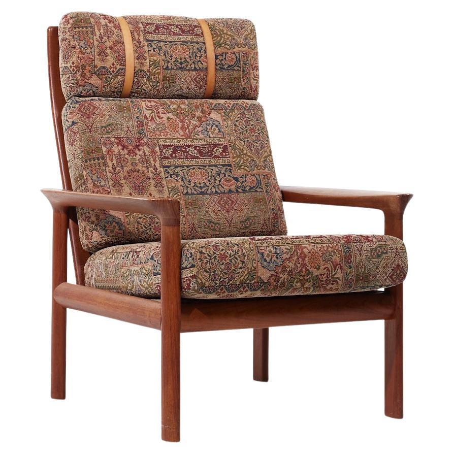 Komfort Chaise longue danoise en teck du milieu du siècle en vente