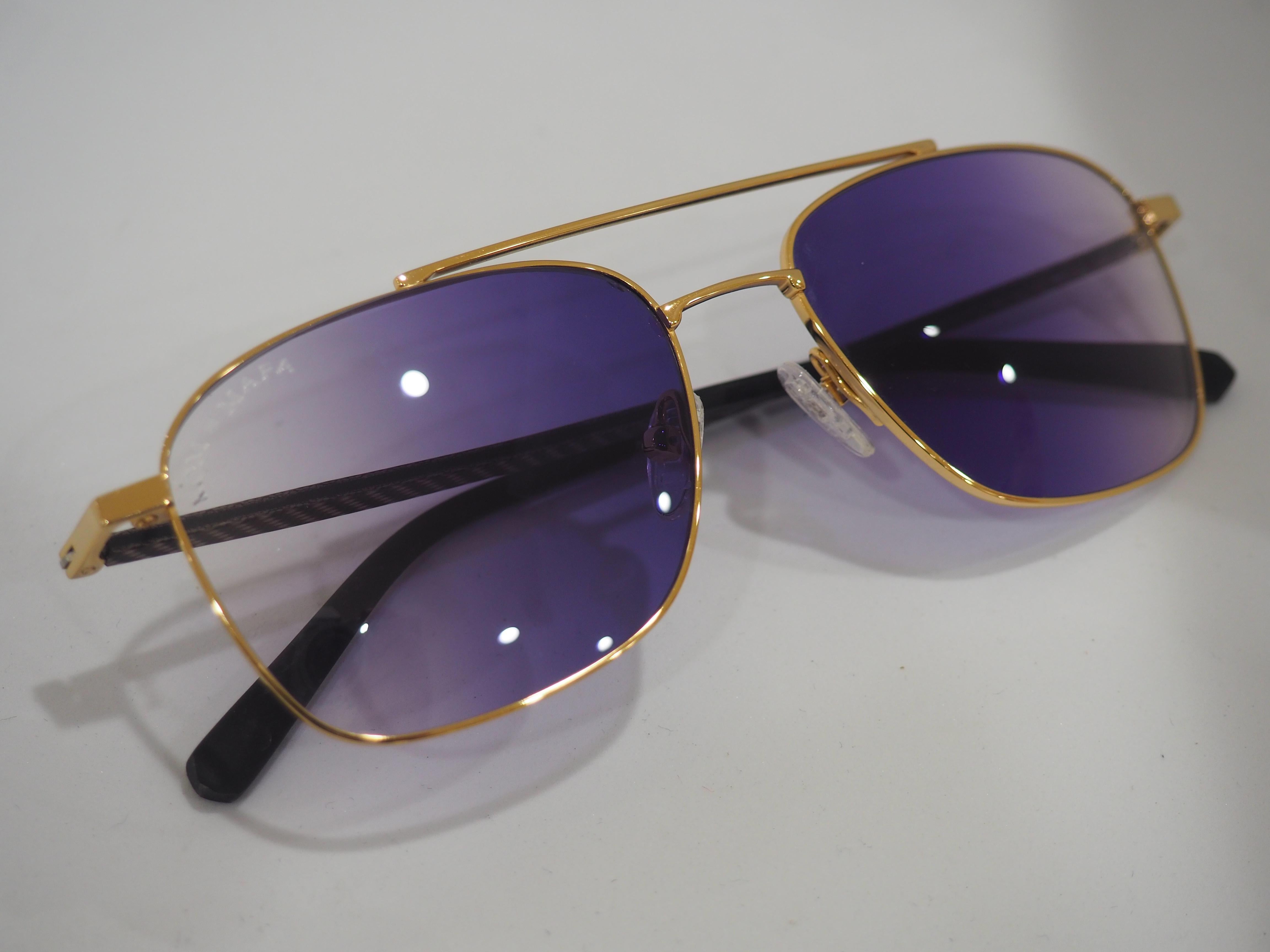 Kommafa purple lens sunglasses
totally made in italy 
one of a kind
