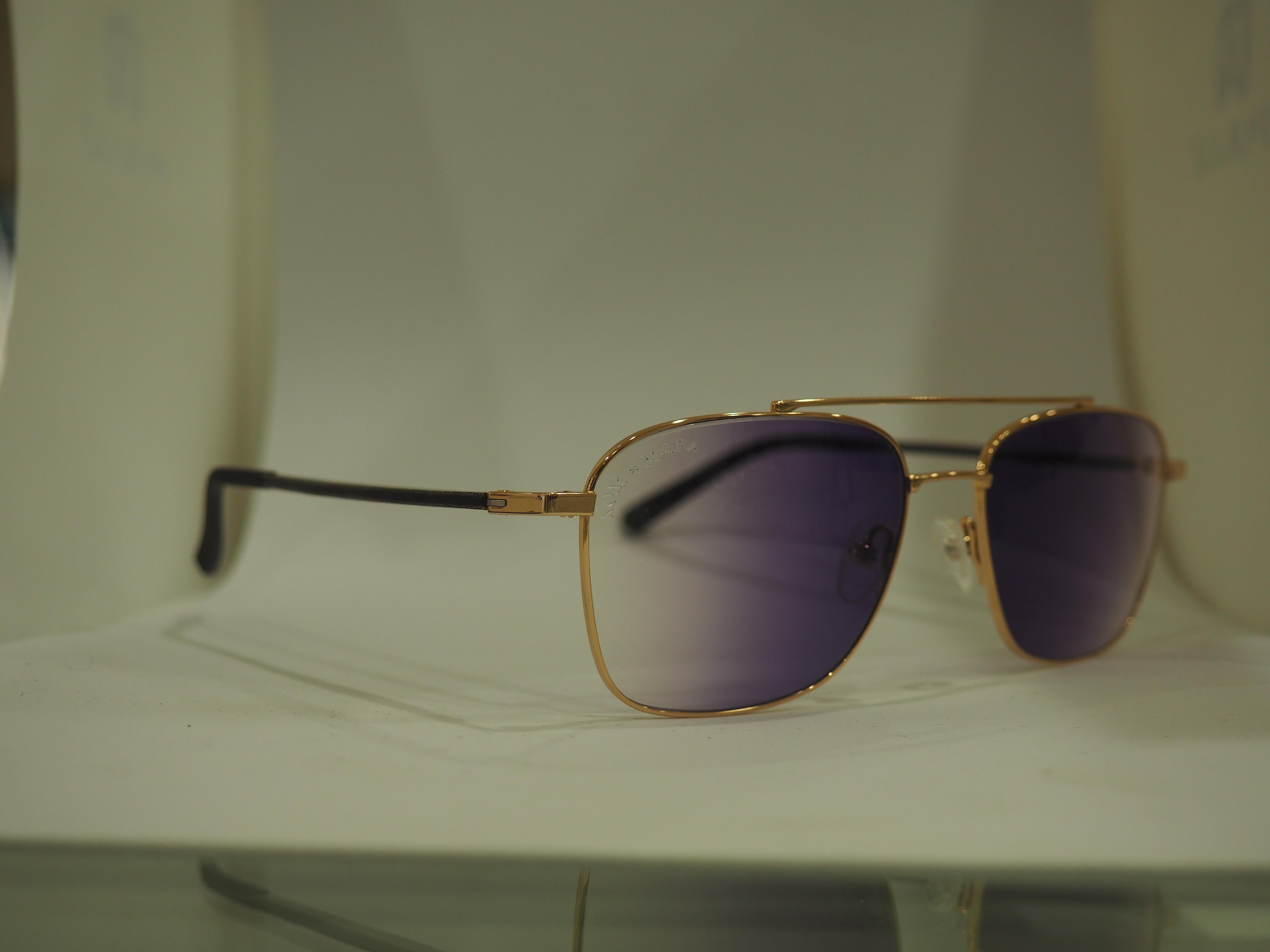 Kommafa purple lens sunglasses In New Condition In Capri, IT