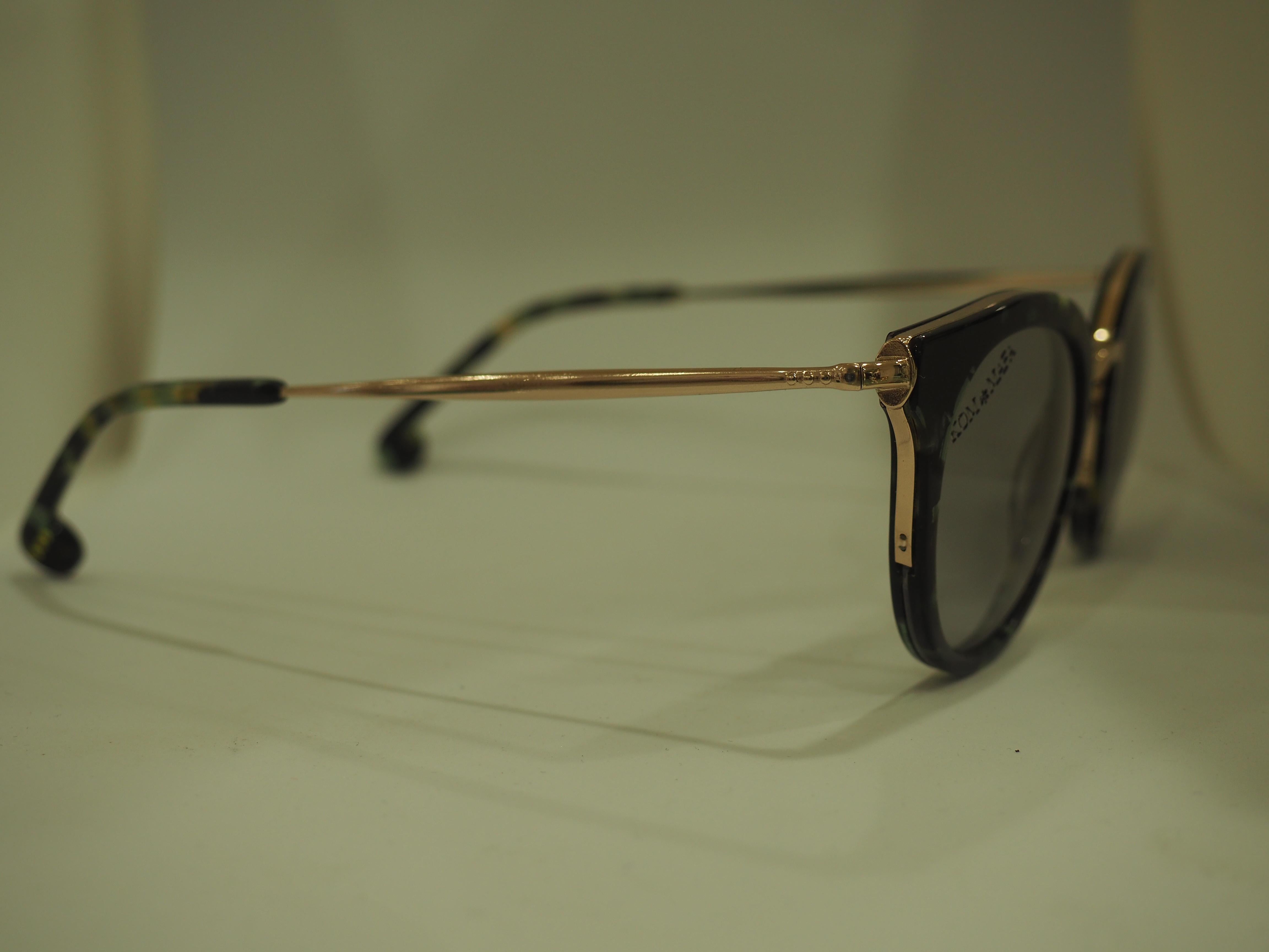 Kommafa tortoise sunglasses
totally made in italy
one of a kind
