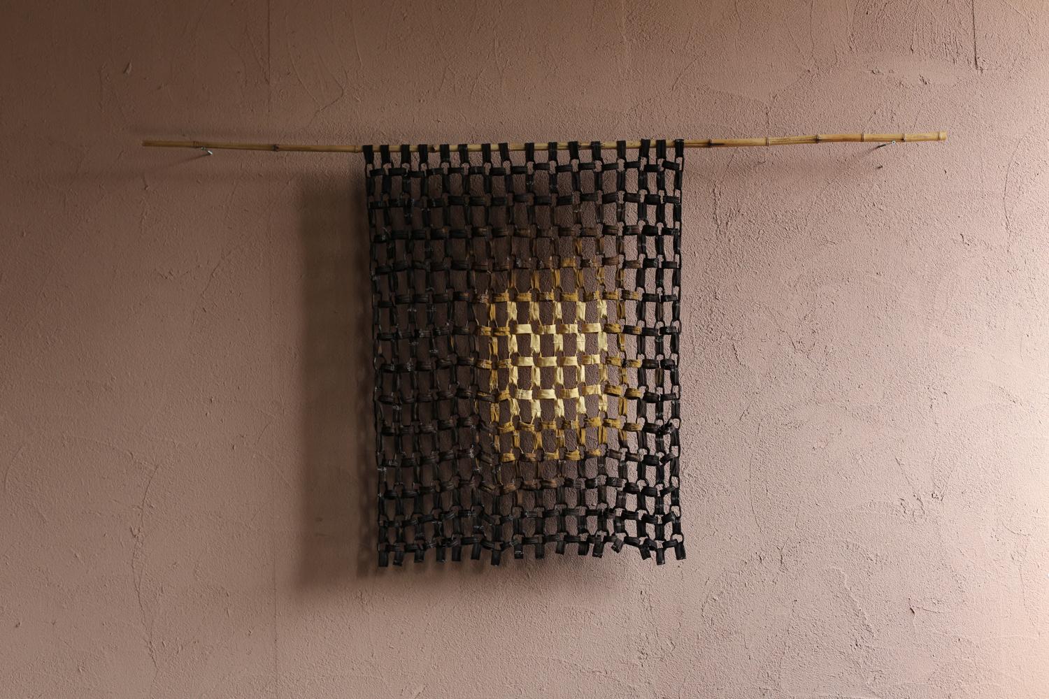 Title : KOMOREBI
Japan / 2021s 
Size : W 800 H 1000 mm

A work in which 580 linen parts are put together in the image of sunlight through the trees.
The materials are freshly woven linen washed and fine French linen.
The natural dyes are